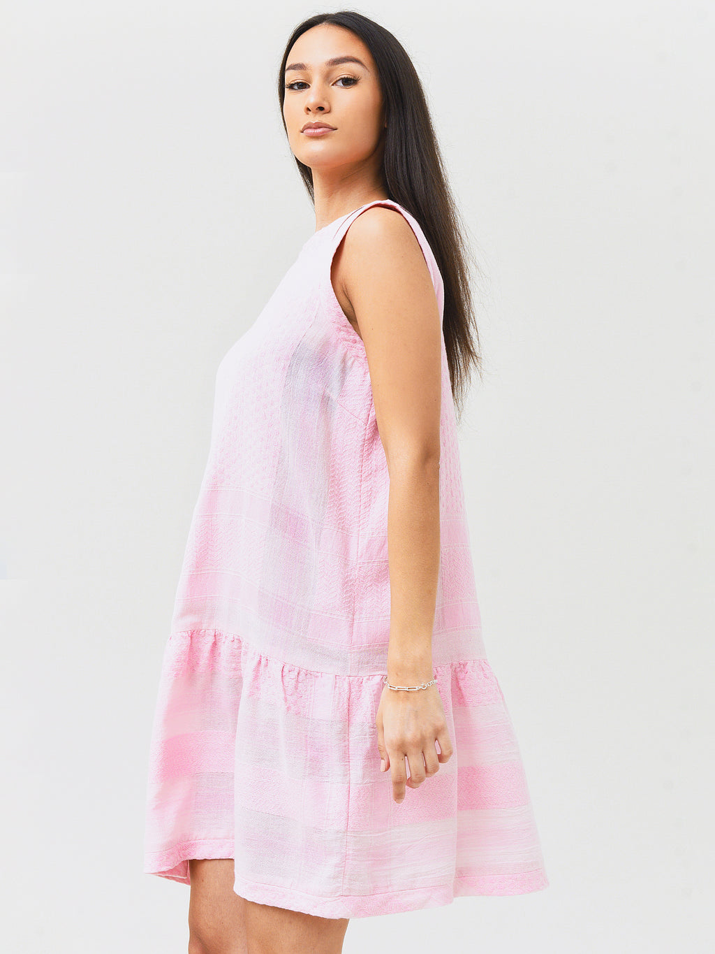 S1017x445CANDLEPINKCAMEOPINK-alt2