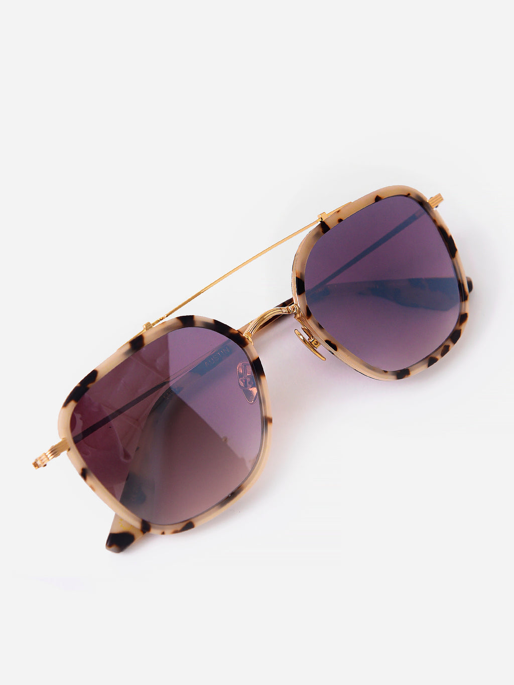 Krewe Austin Sunglasses - Saint Bernard