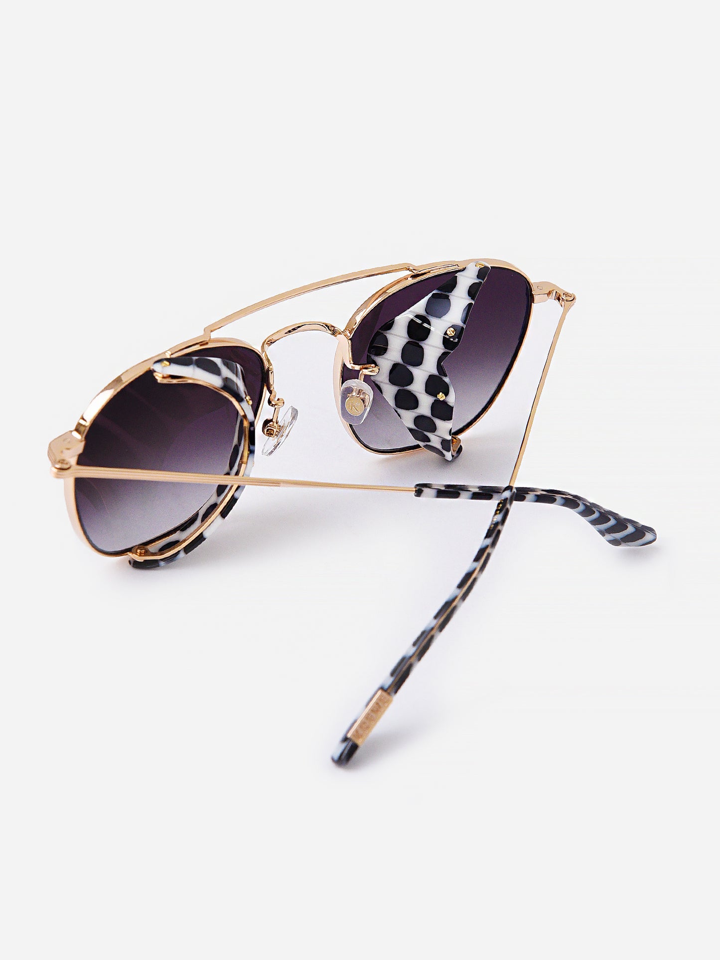 SEB1-205G-48CS-122xMATTEBLACK24KDOMINO-alt2