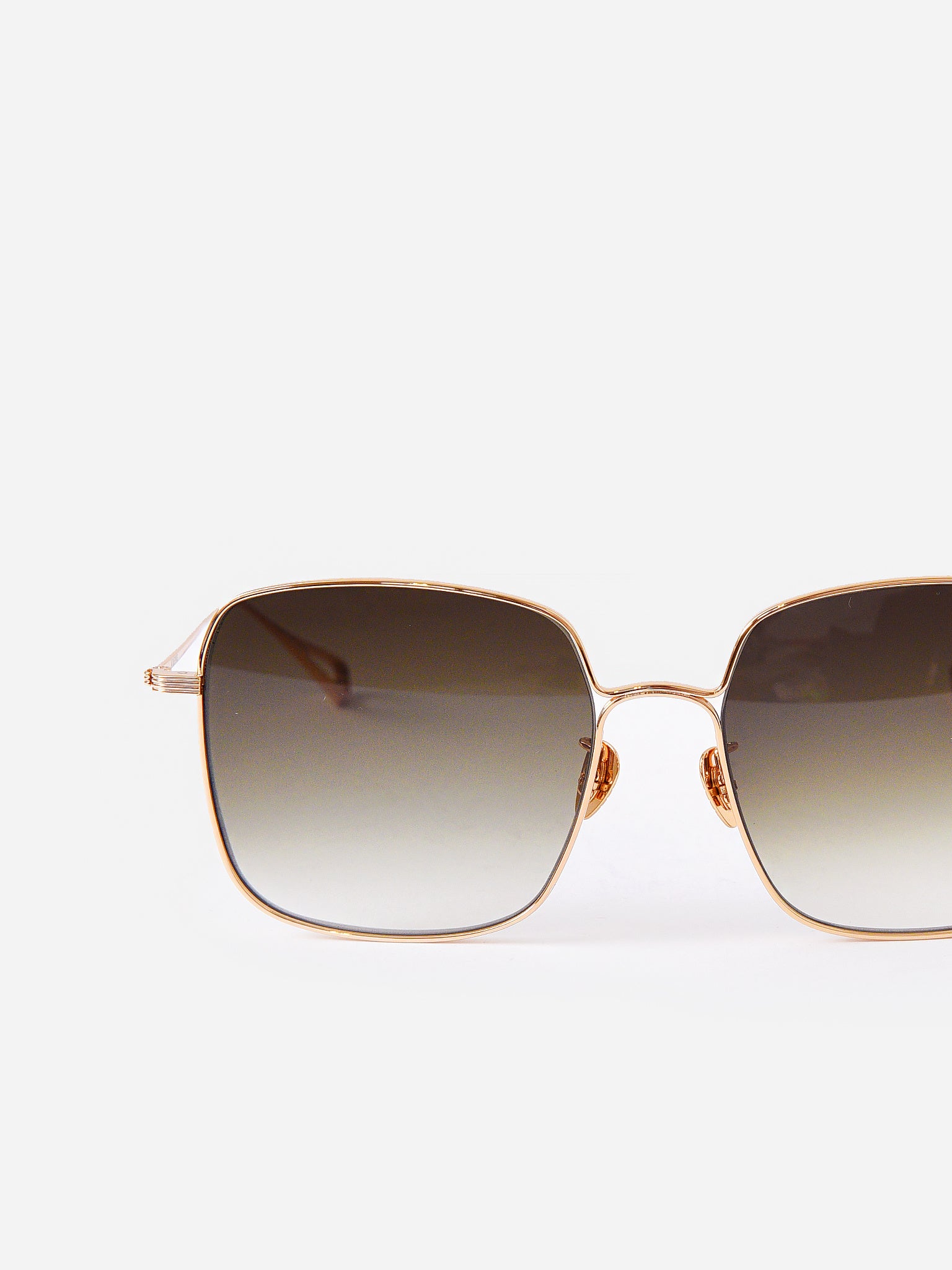 Krewe Eve Sunglasses - Saint Bernard