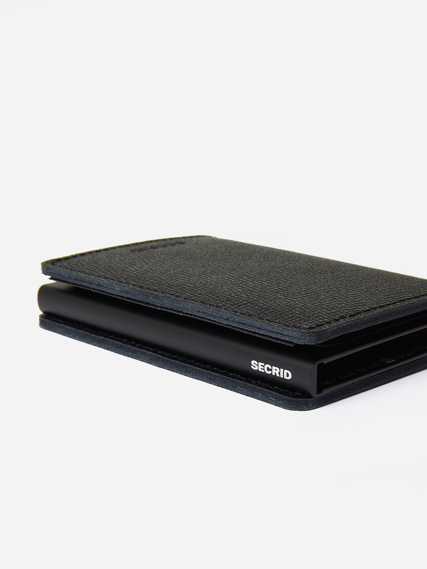 SLIMWALLETxCRISPLEBLACK-alt3