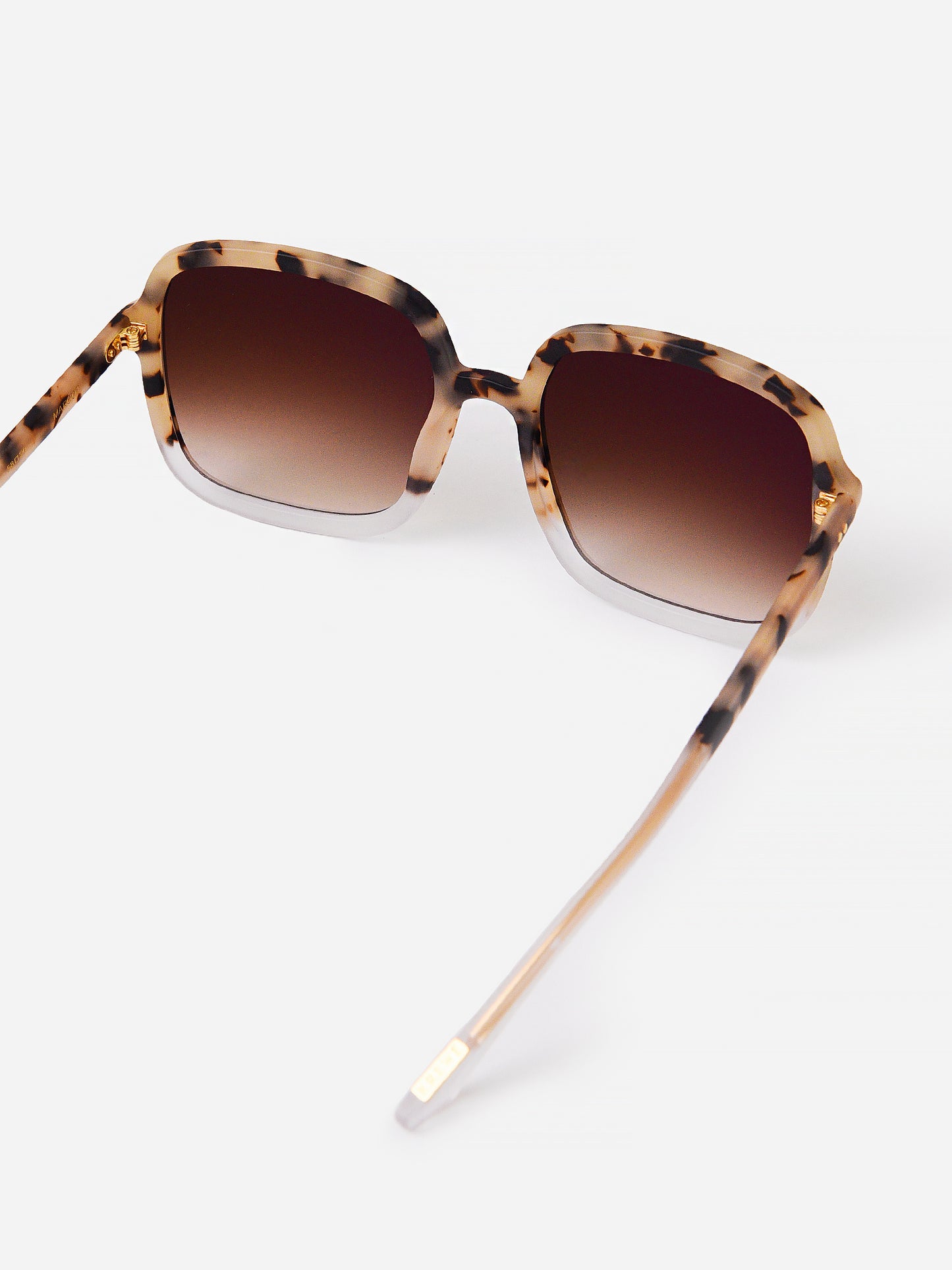 SMG1-091G-04CS-421xMATTEOYSTERCRYSTAL-alt1