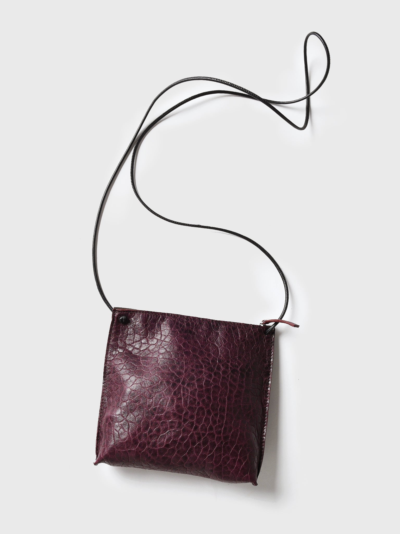 B-May Strappy Pouch Mulberry Pebbled - Saint Bernard