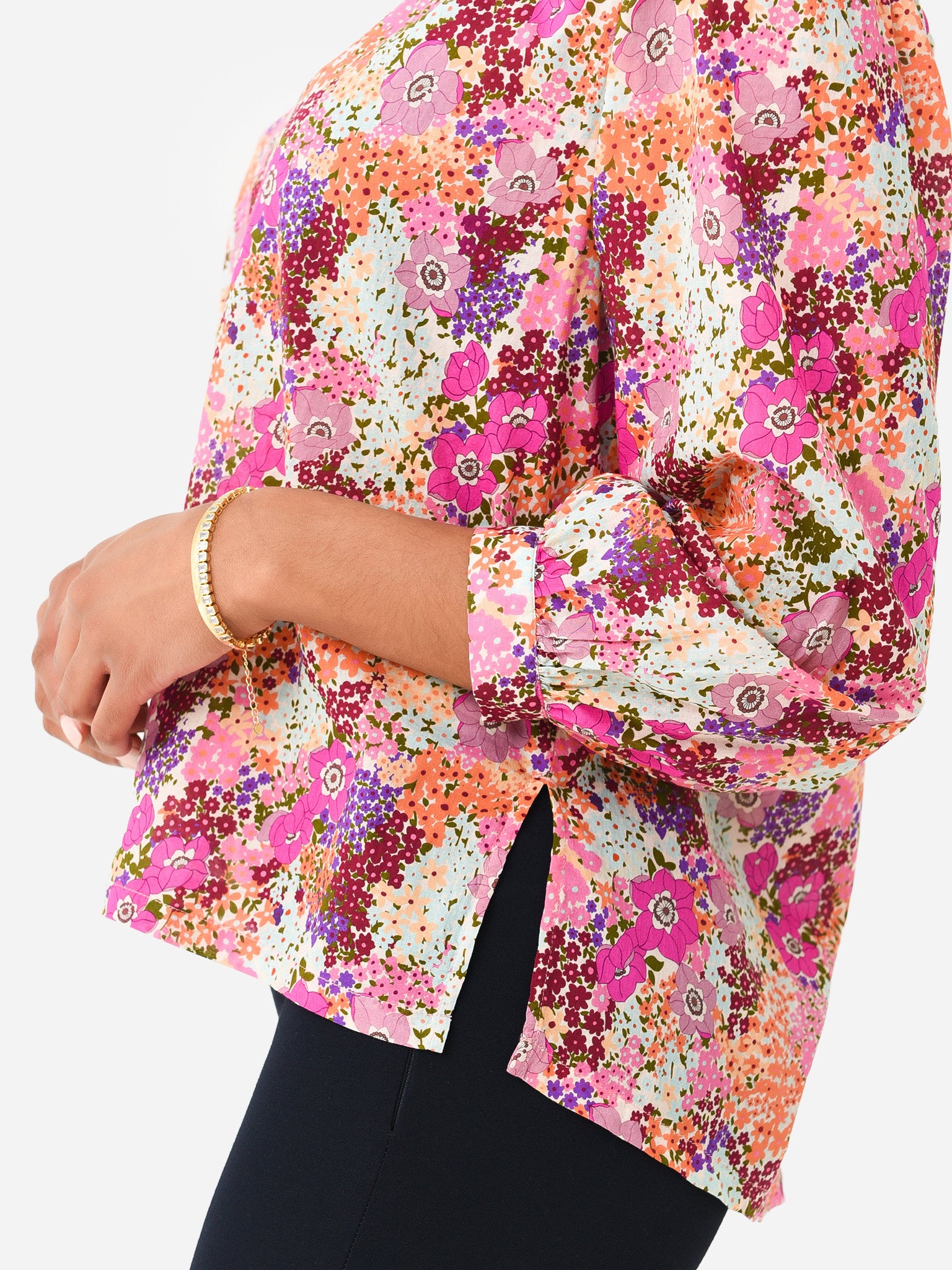 SP23-W1106-01xYOUNGMEADOW-alt5