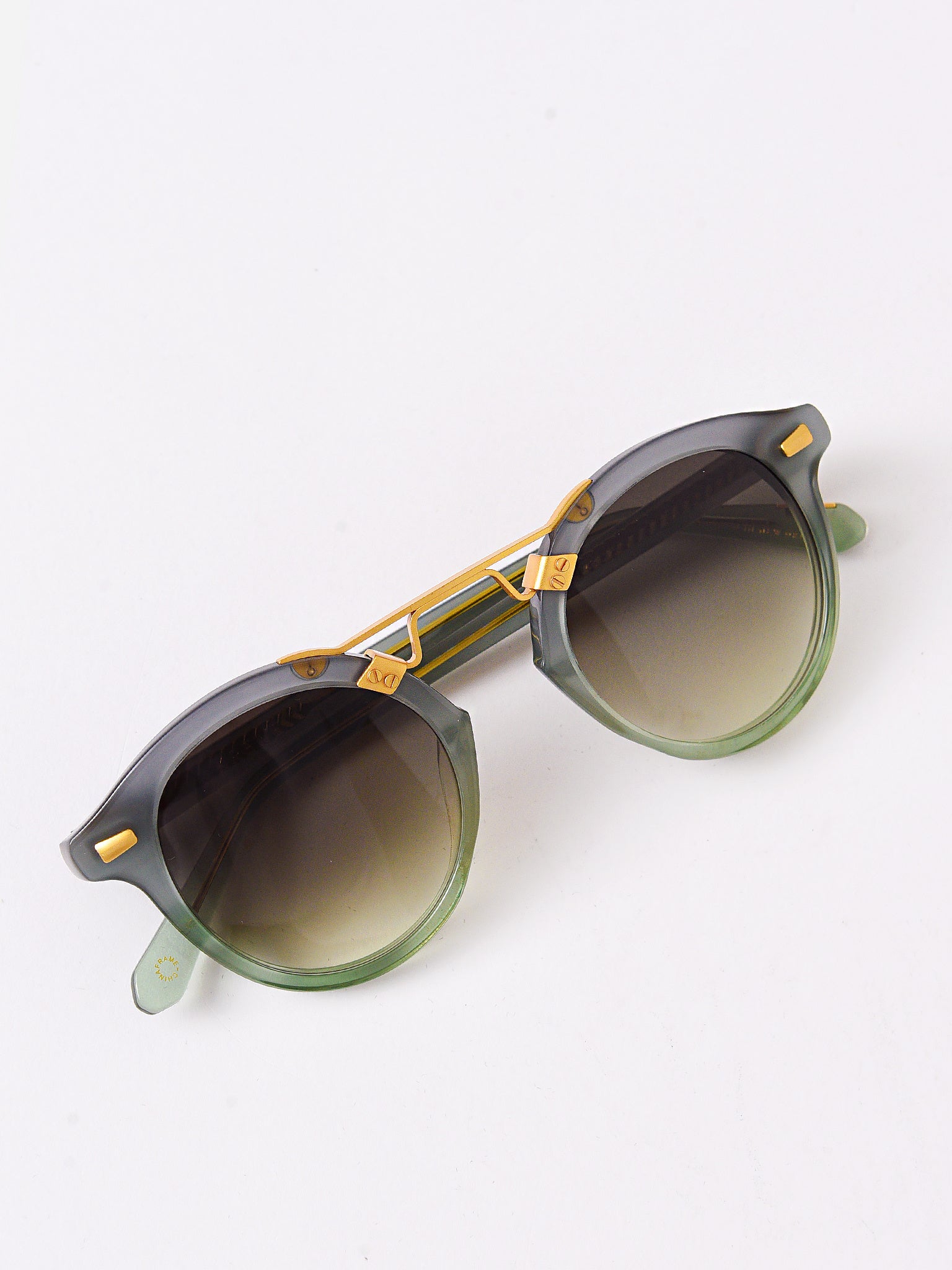 Krewe STL II Sunglasses - Saint Bernard