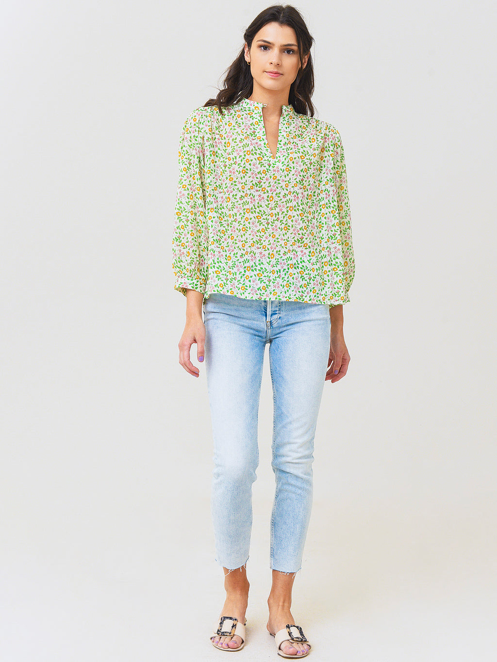 SU22-W1106-38xSPRINGIVY-alt1