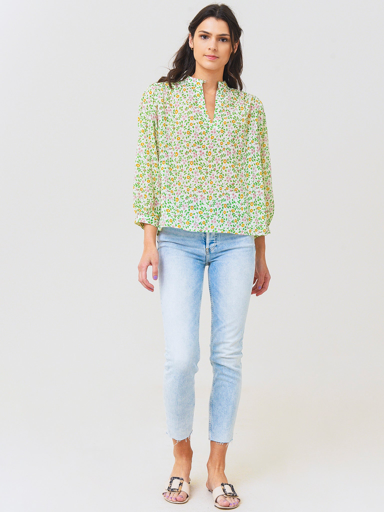 SU22-W1106-38xSPRINGIVY-alt1