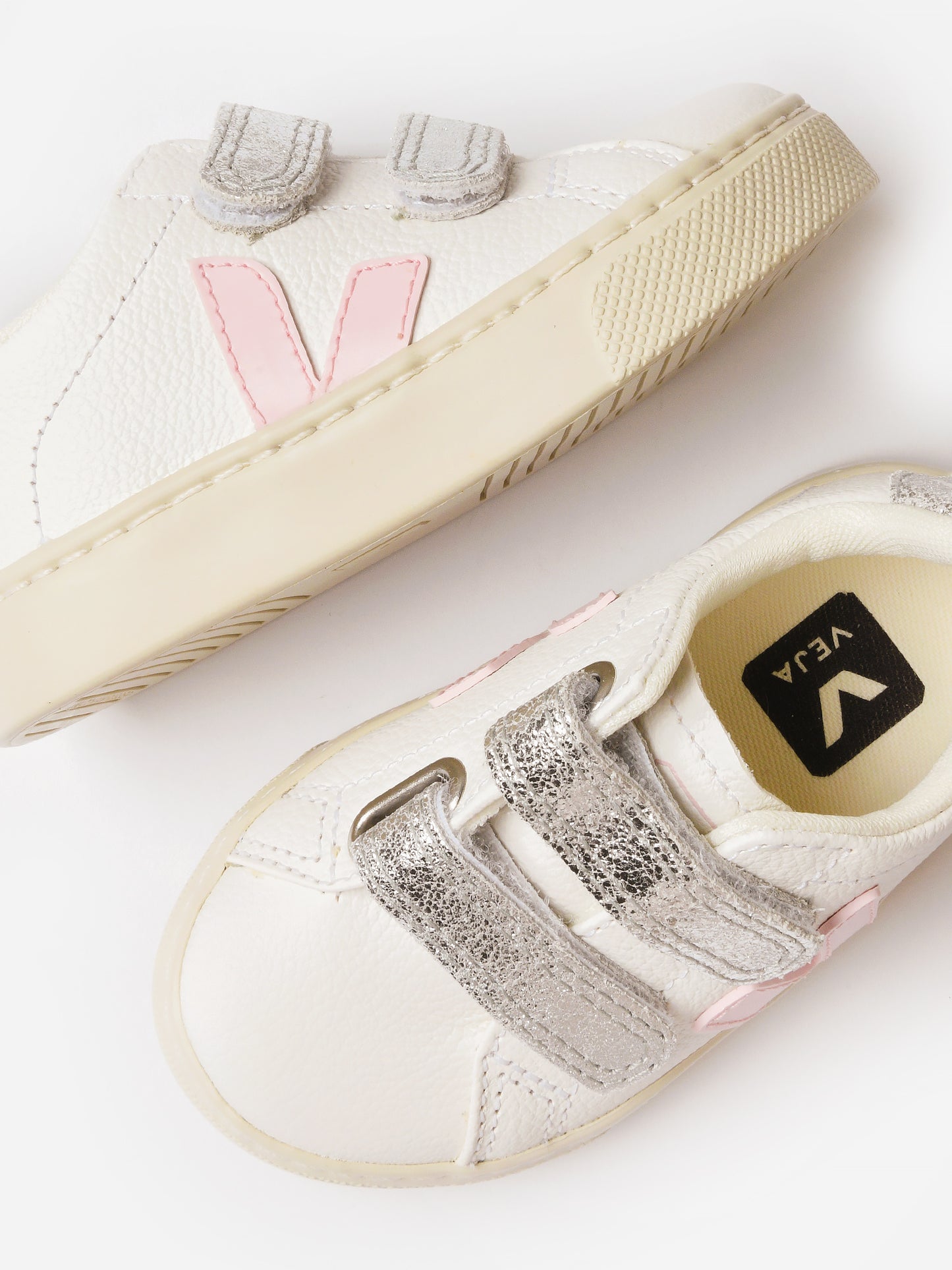 VEJA Kids' Small Esplar Velcro Chromefree Leather Sneaker