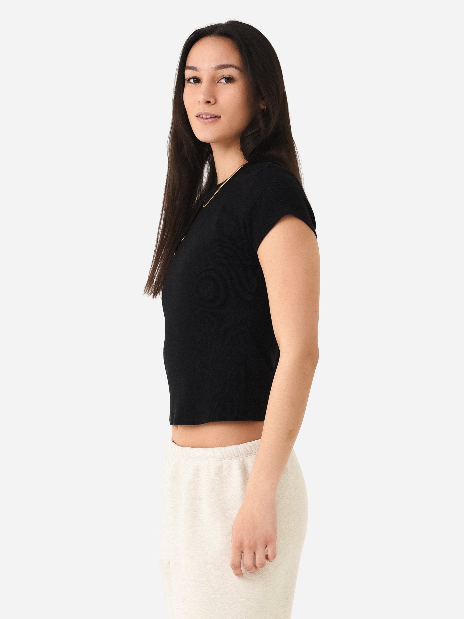 T08-JUDExTRUEBLACK-alt2