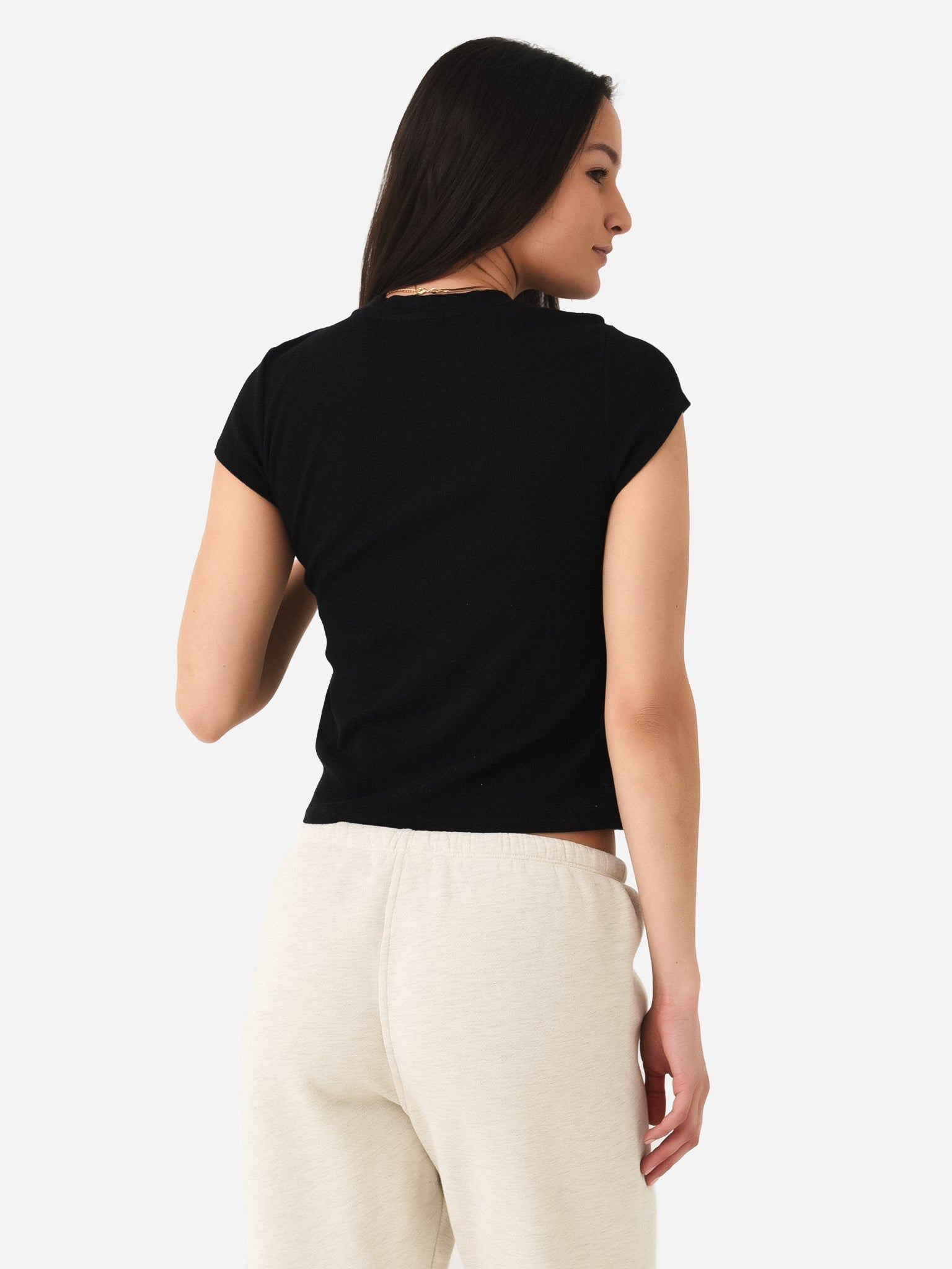 T08-JUDExTRUEBLACK-alt3