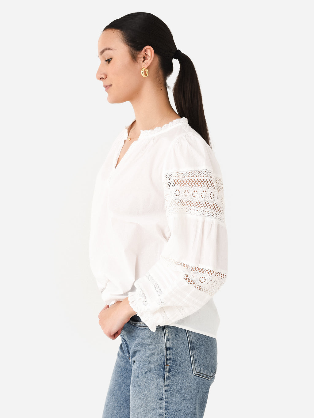 TAYLER05xWHITE-alt2