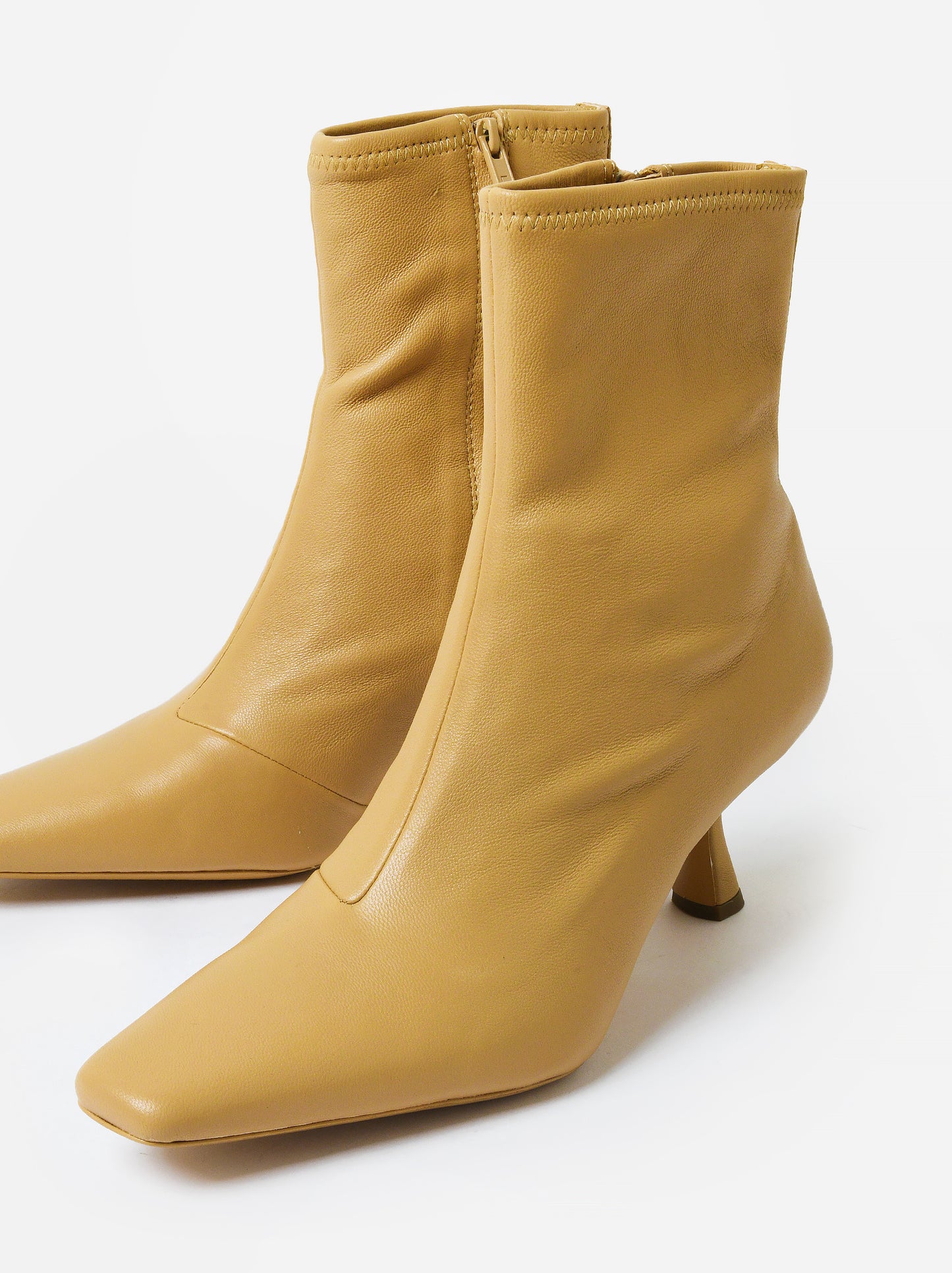 THANDY NxBISQUE-alt1