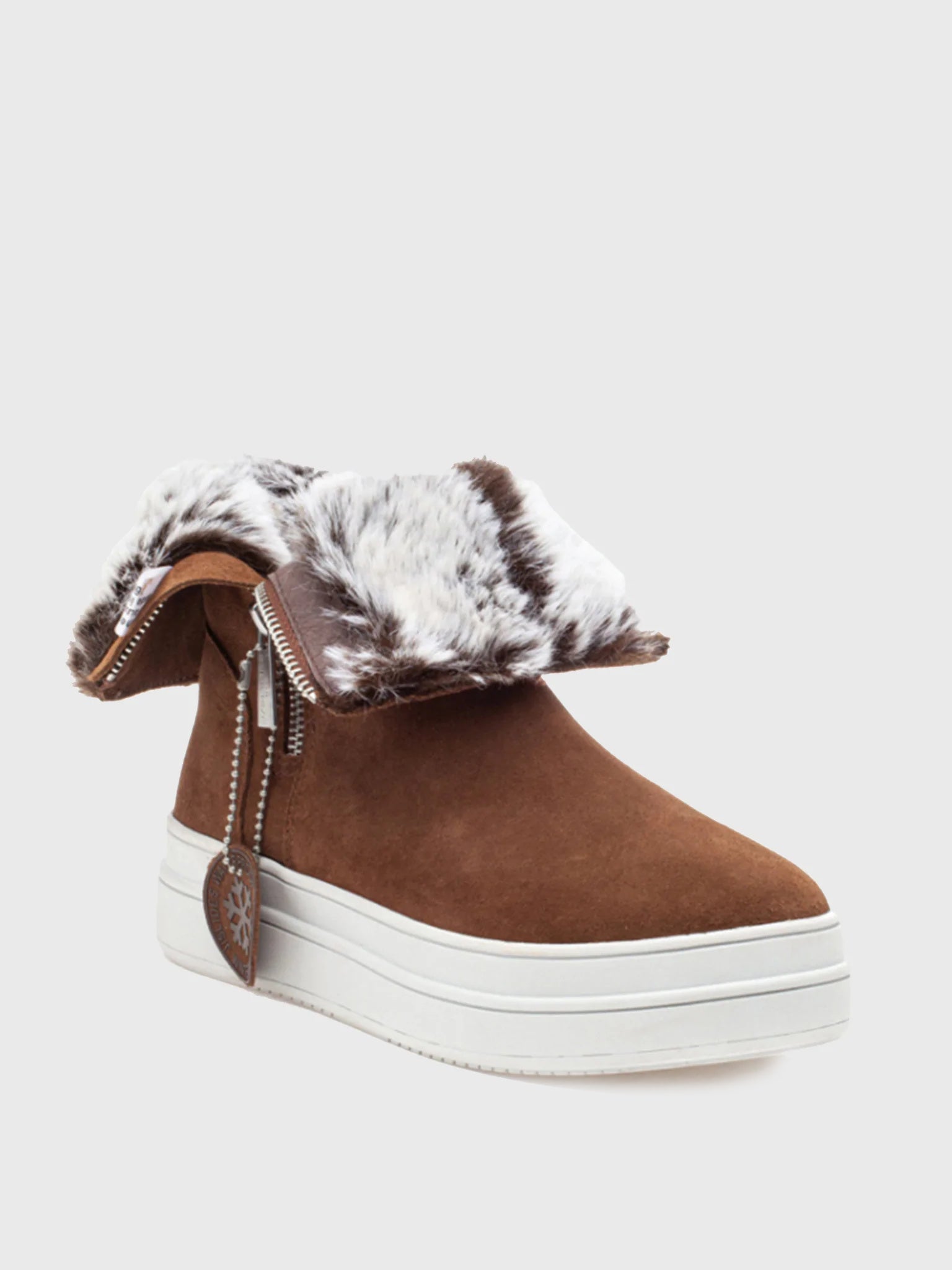 TRISTAN WPxBROWN-alt1