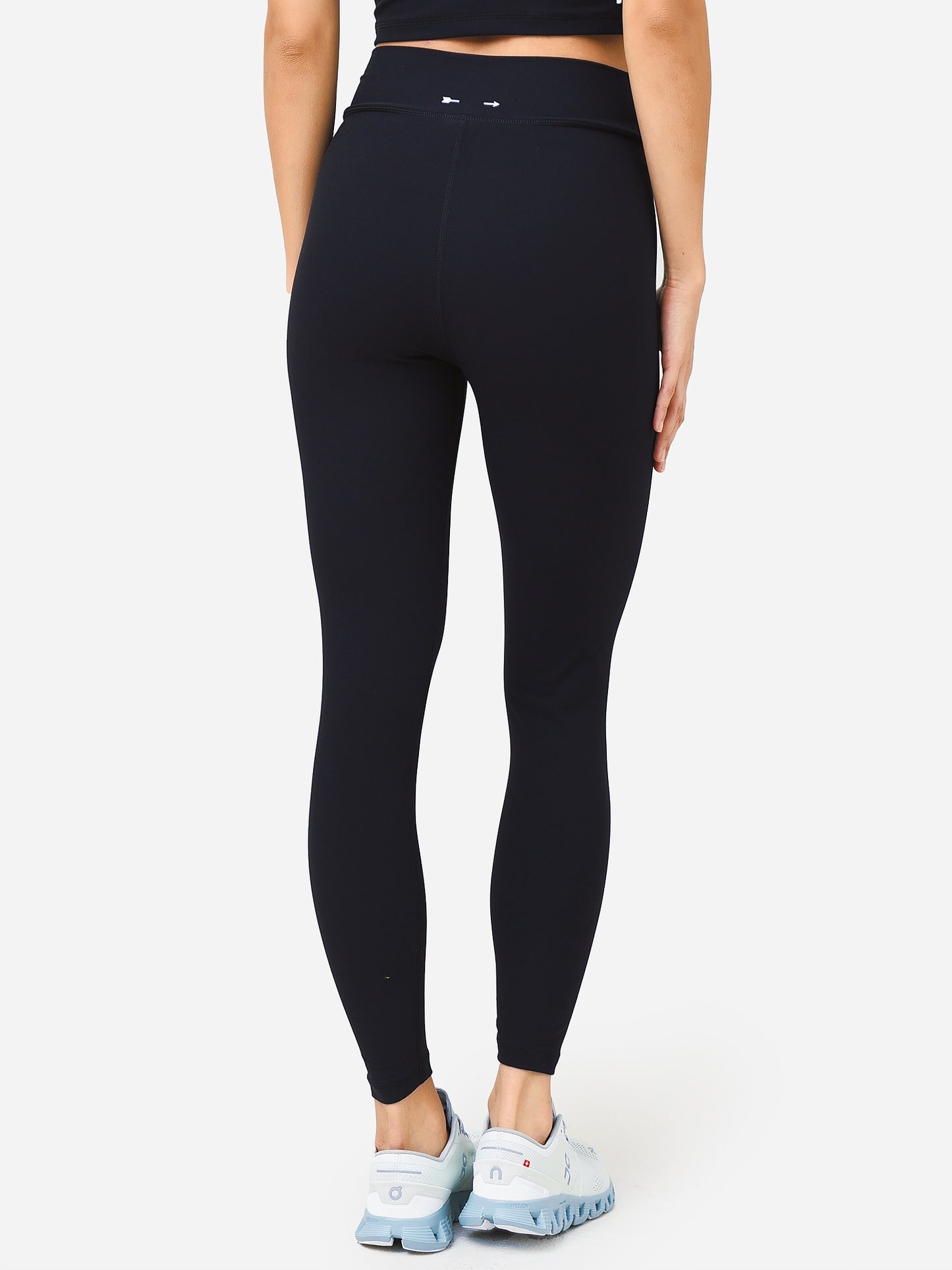 USW021010xBLACK-alt3