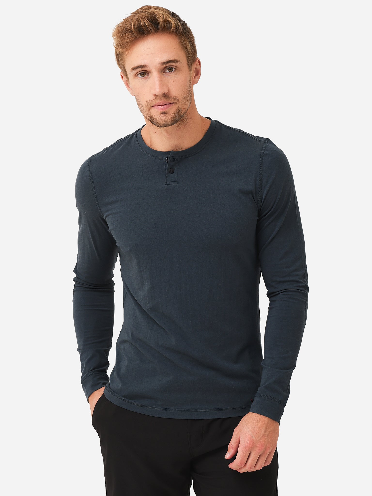 Vuori Men’s Long Sleeve Ever Henley Saint Bernard