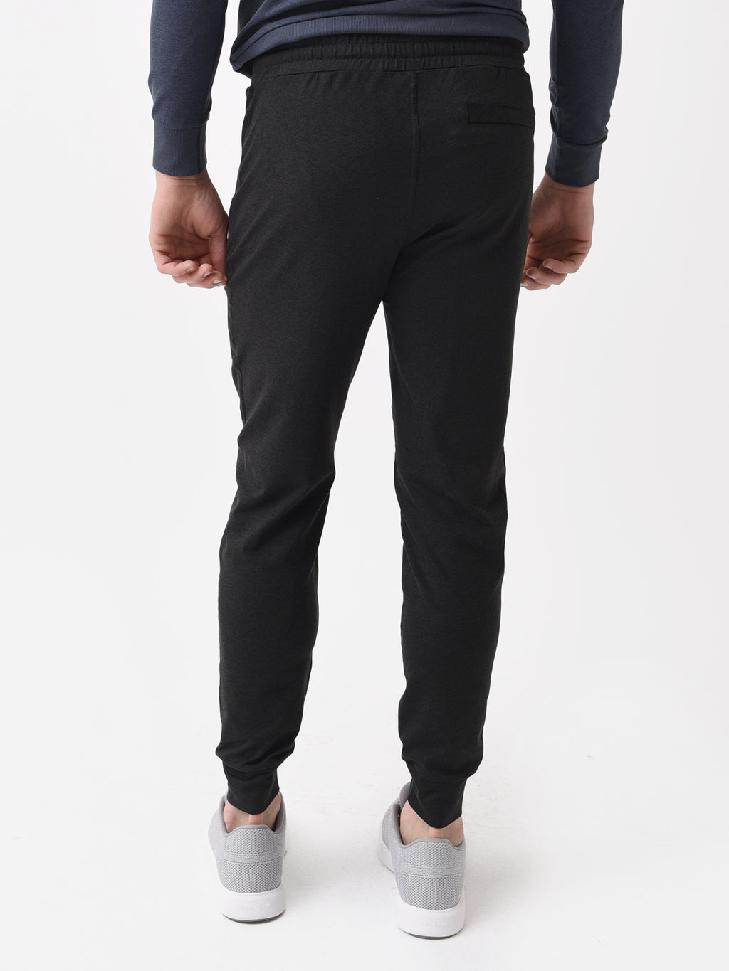 V438xBLACKHEATHER-alt2