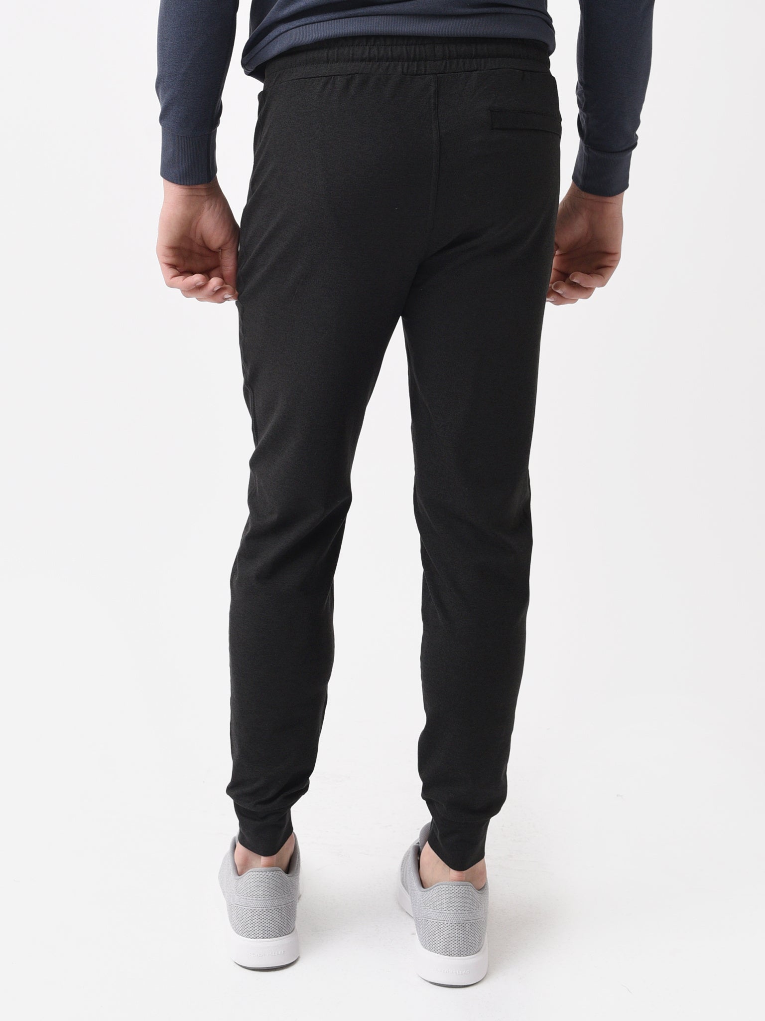 V438xBLACKHEATHER-alt2