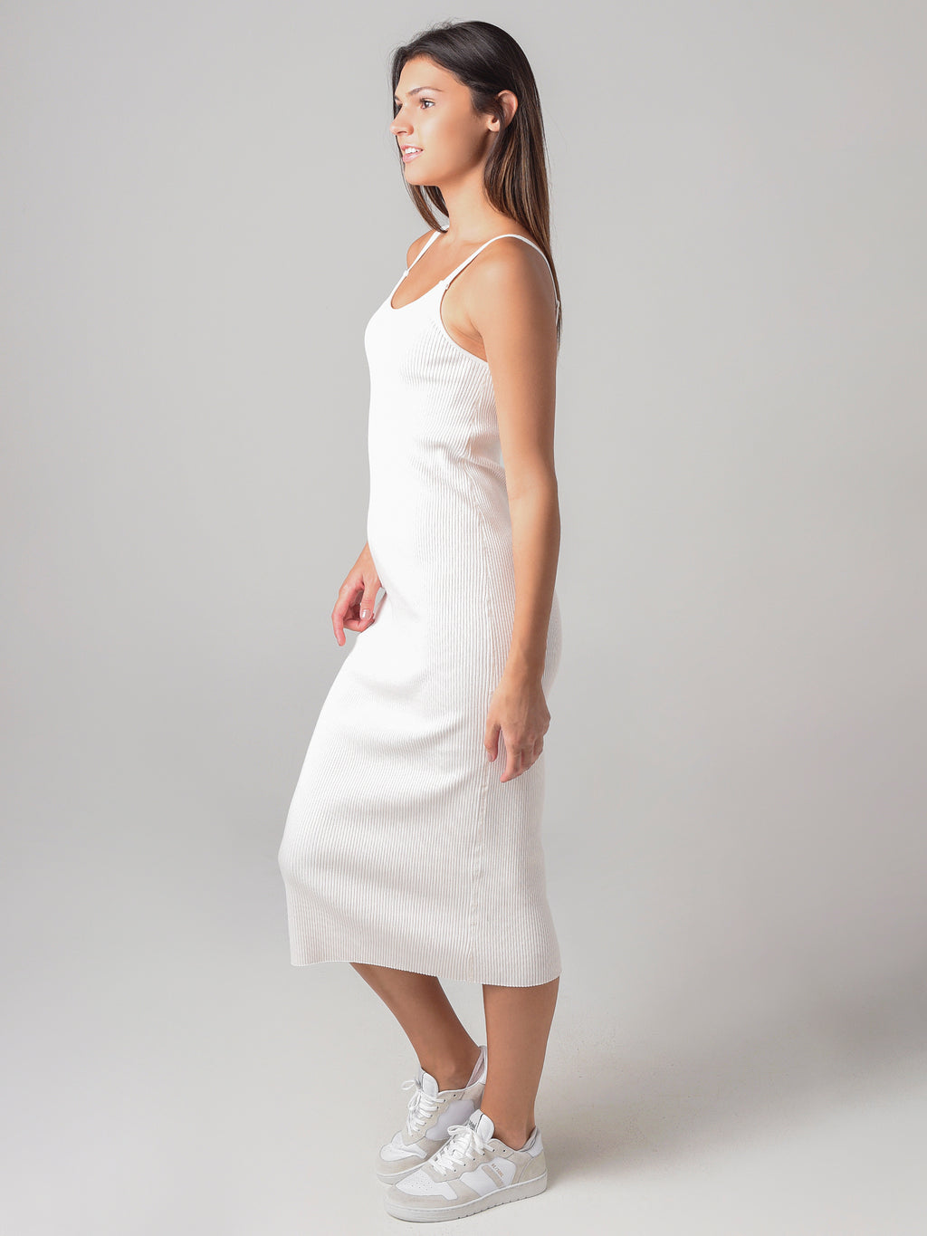 V647683485xCHIFFON-alt1