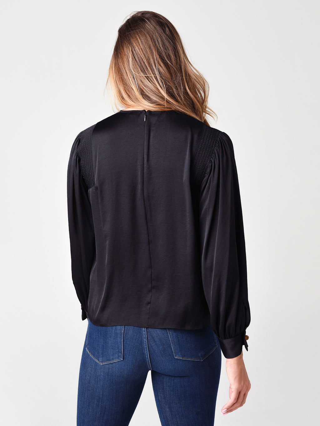 V694012371xBLACK-alt2