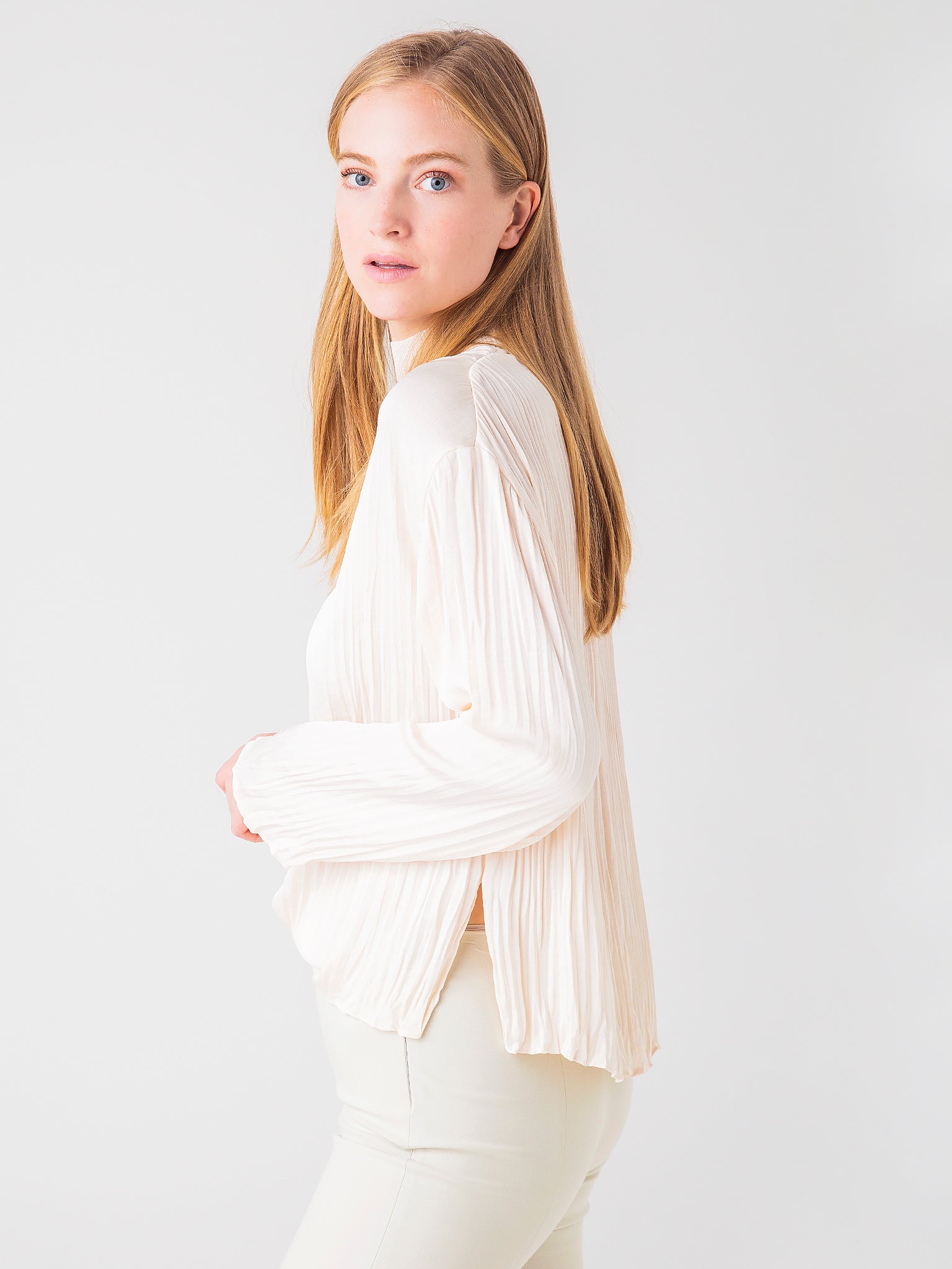 V778312545xCHIFFON-alt2