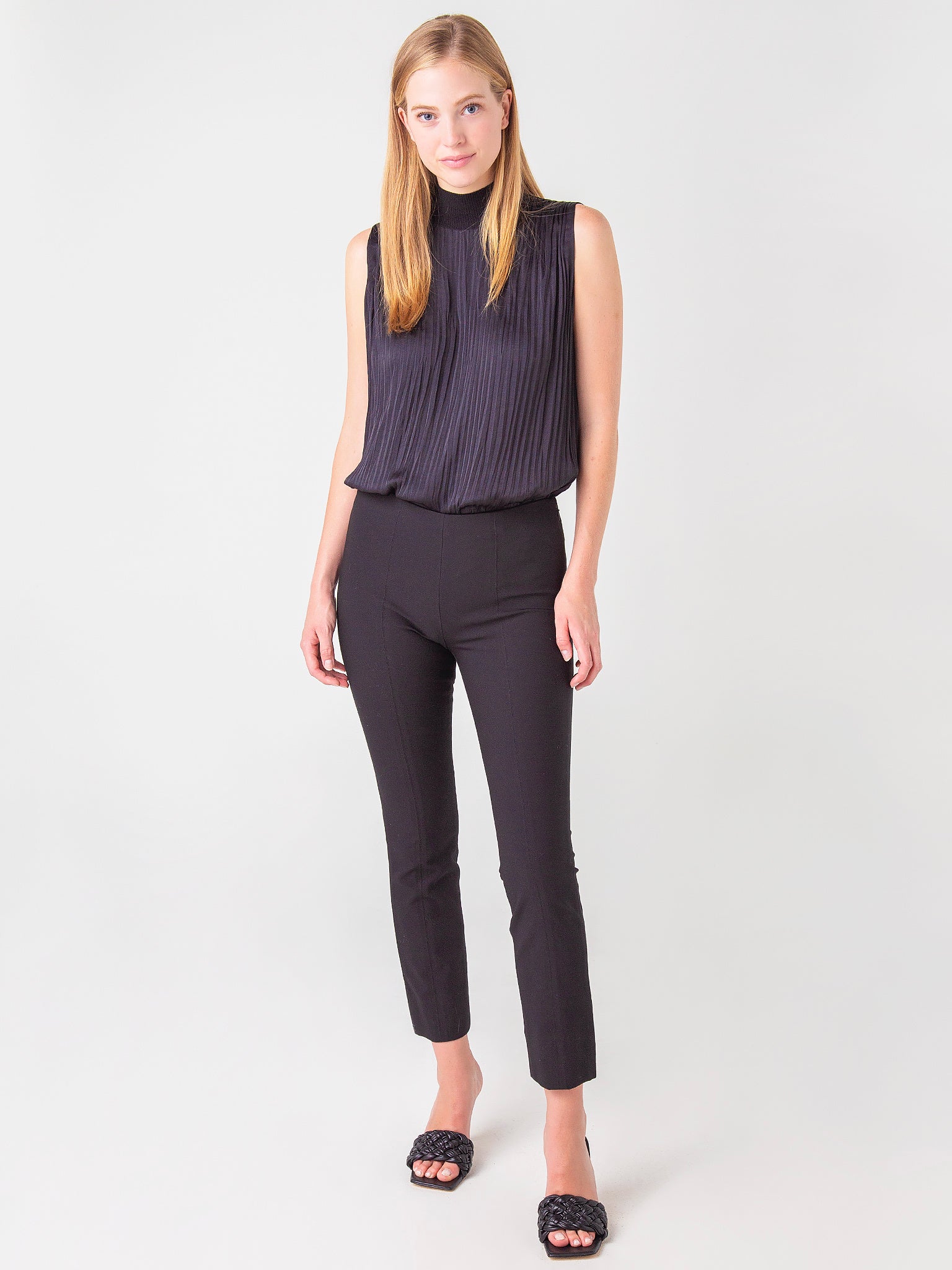 V778312546xBLACK-alt1