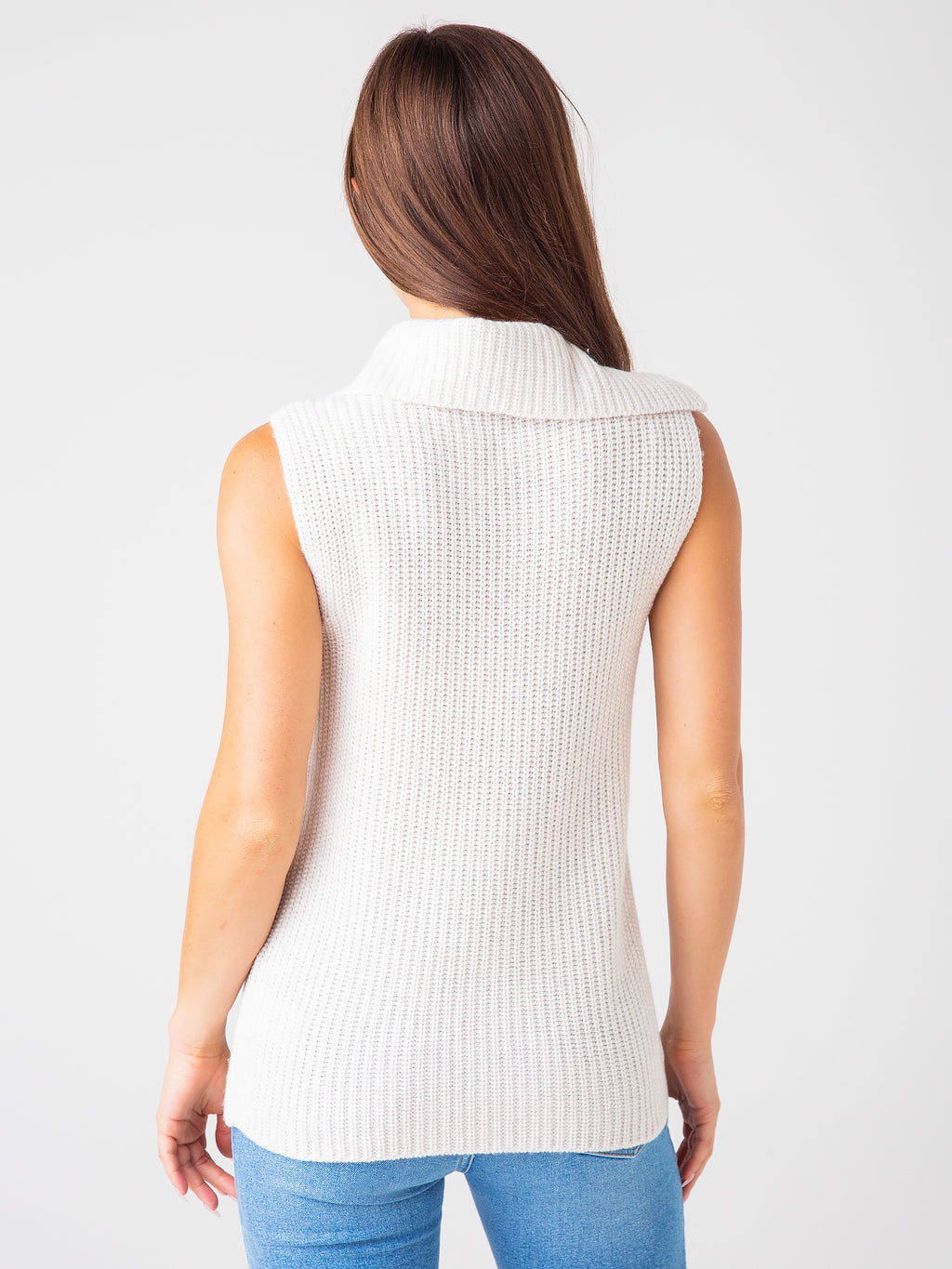 V781978802xWHITE-alt3