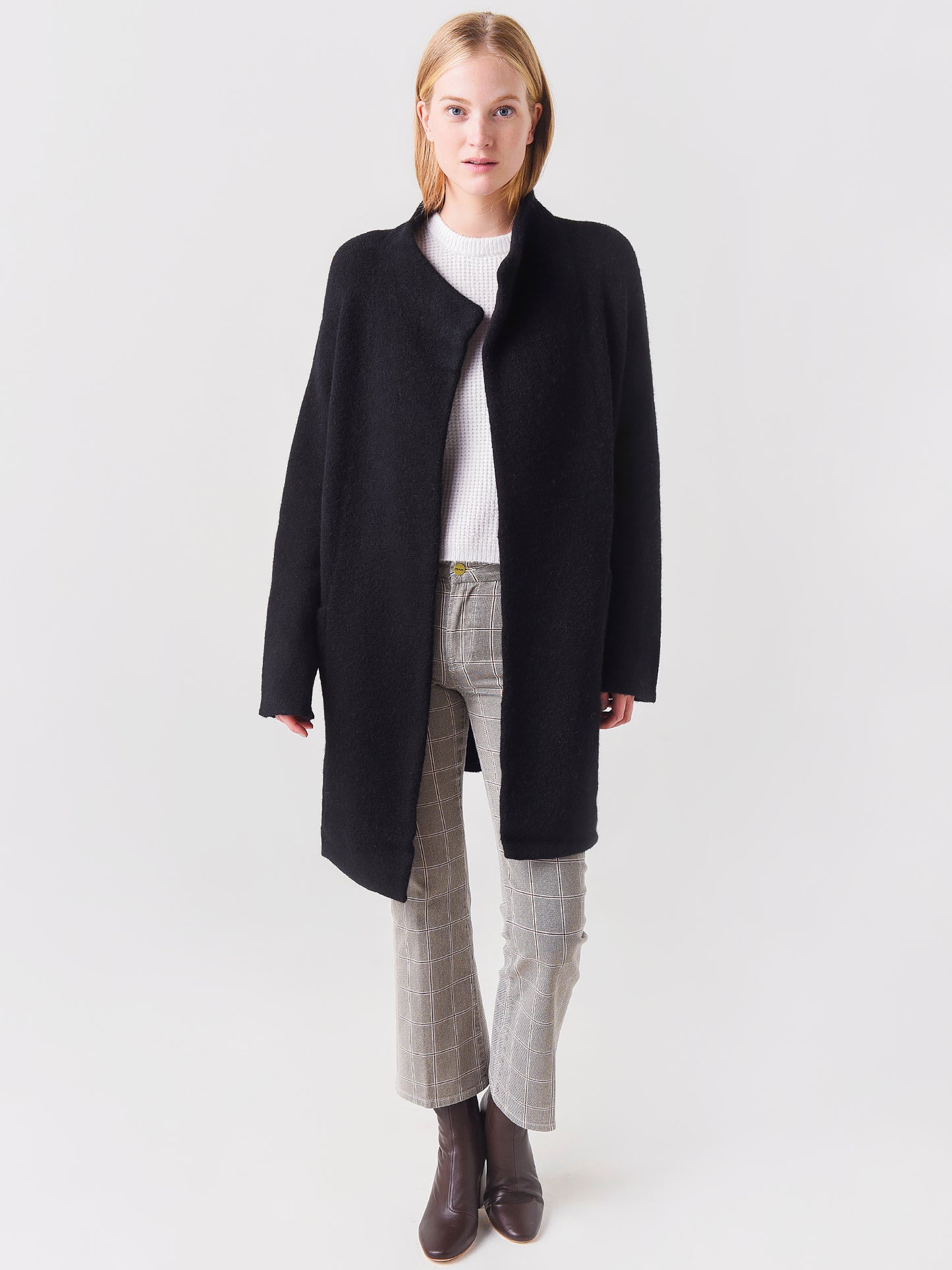 V783578842xBLACK-alt1