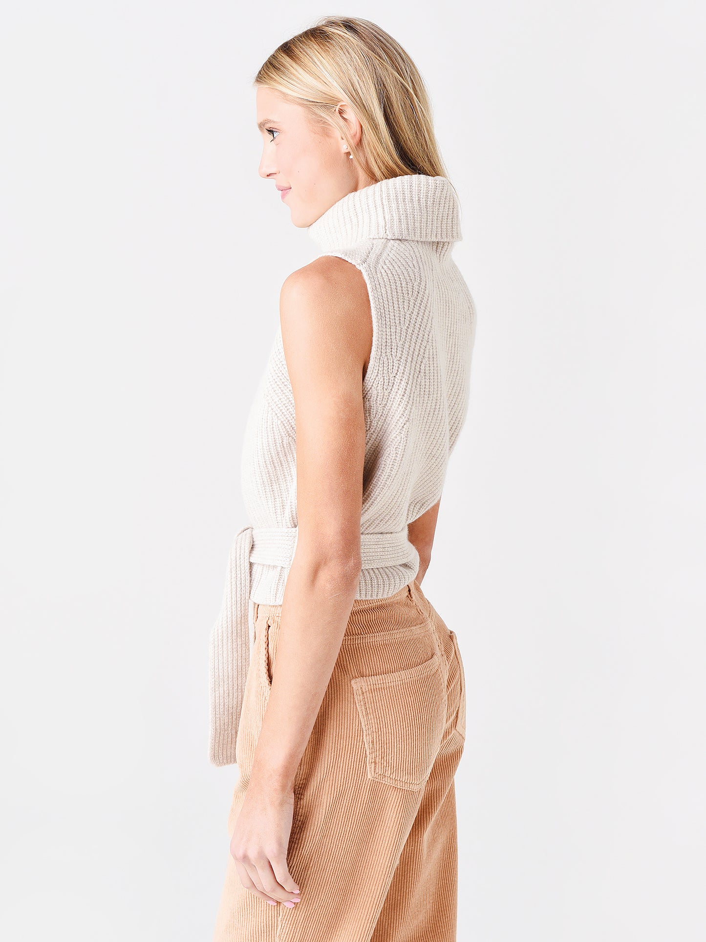 V805278976xHDOVEOAT-alt2