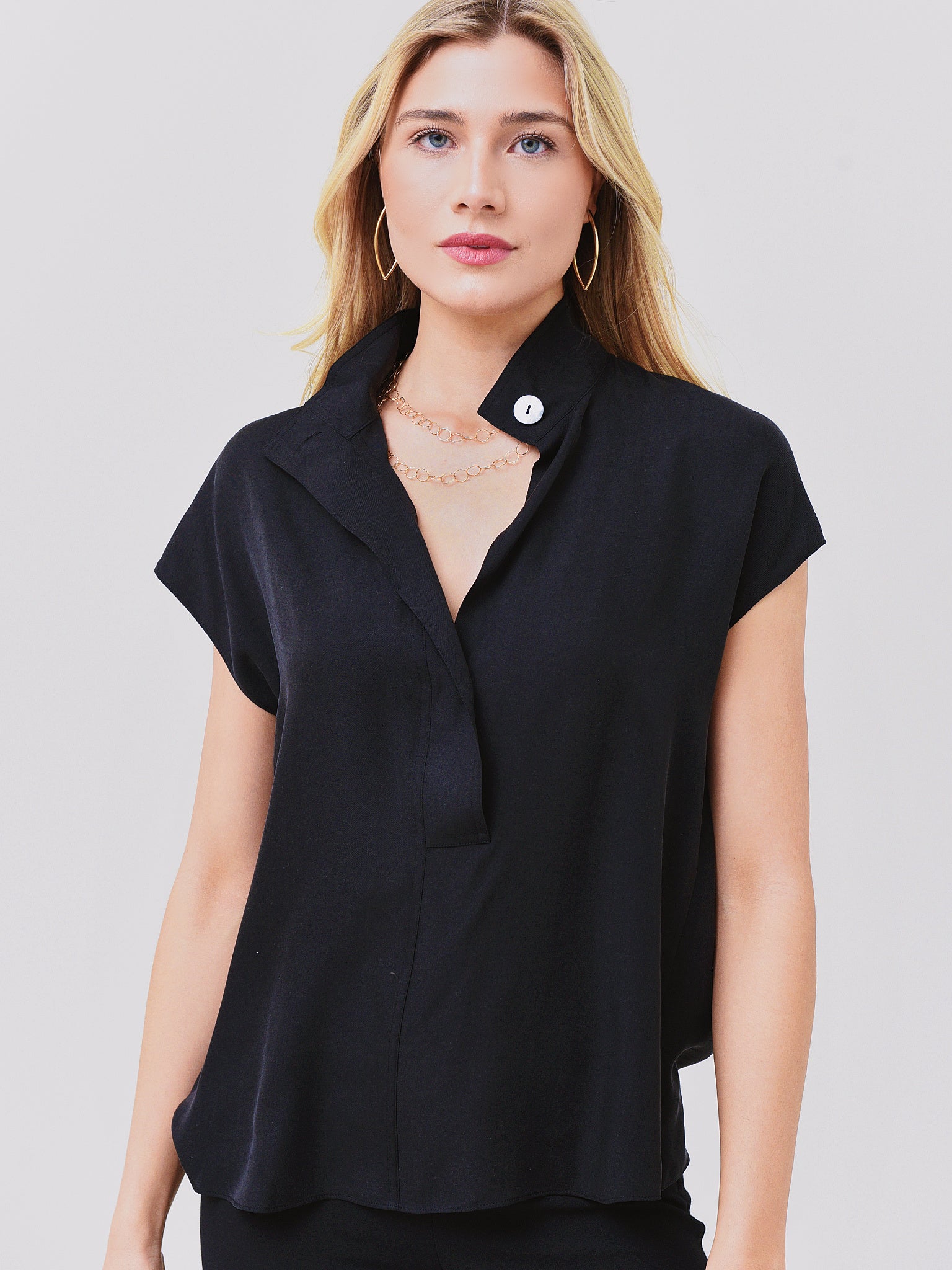 Vince Women's Collar Stand Pullover - Saint Bernard