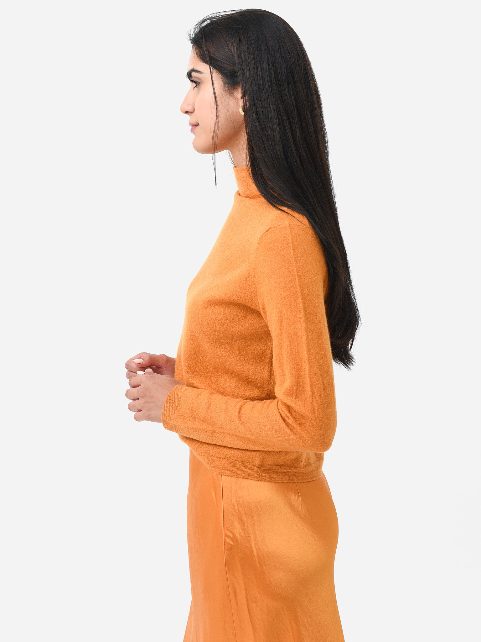 V873379170xGOLD-alt1