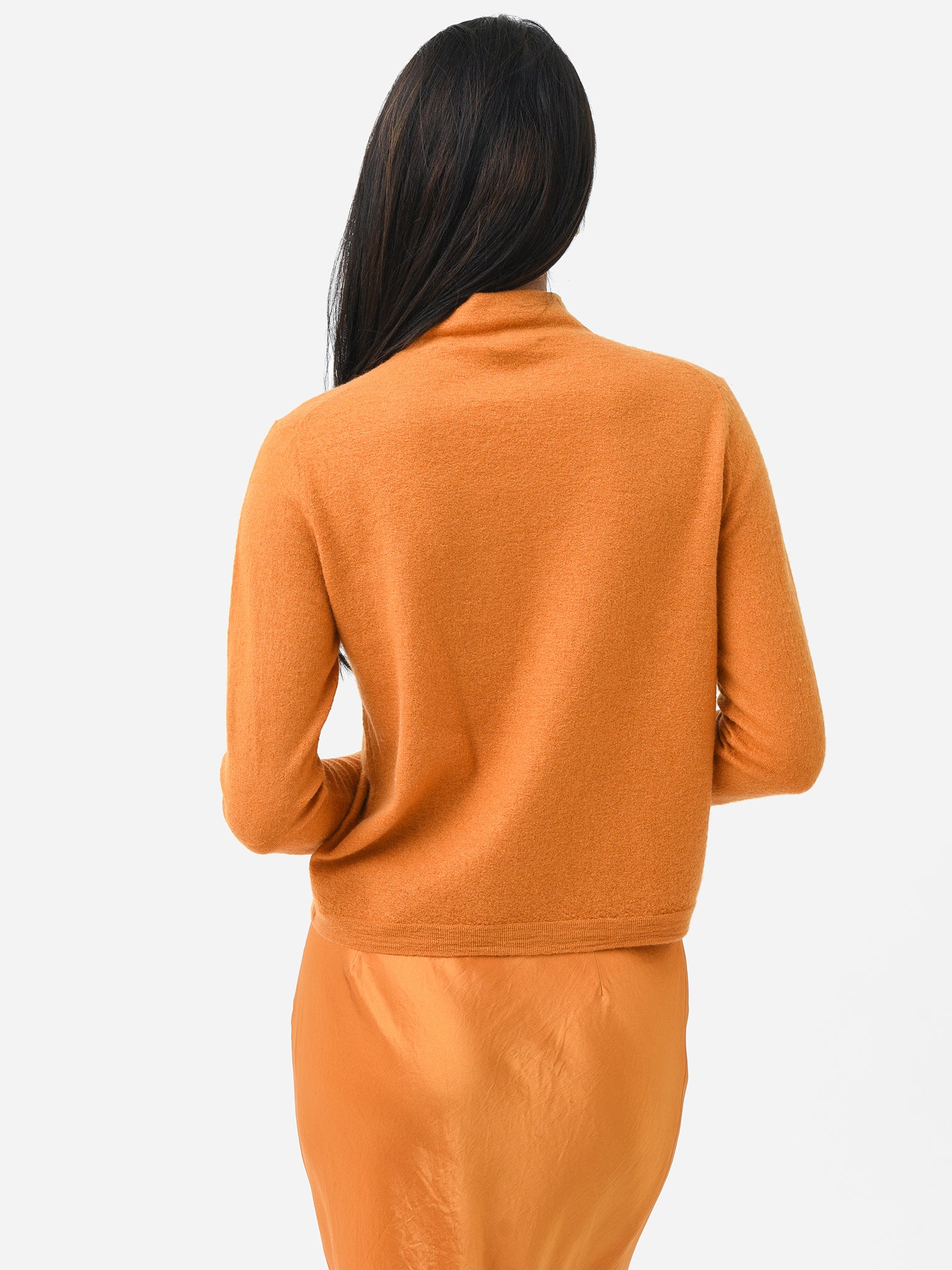 V873379170xGOLD-alt2