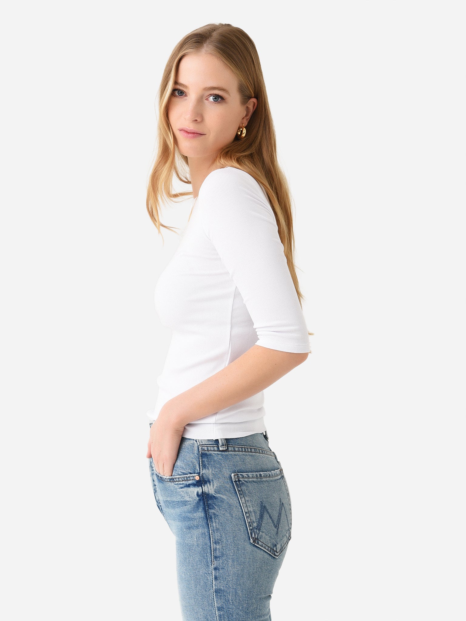 VR00183272xOPTICWHITE-alt3