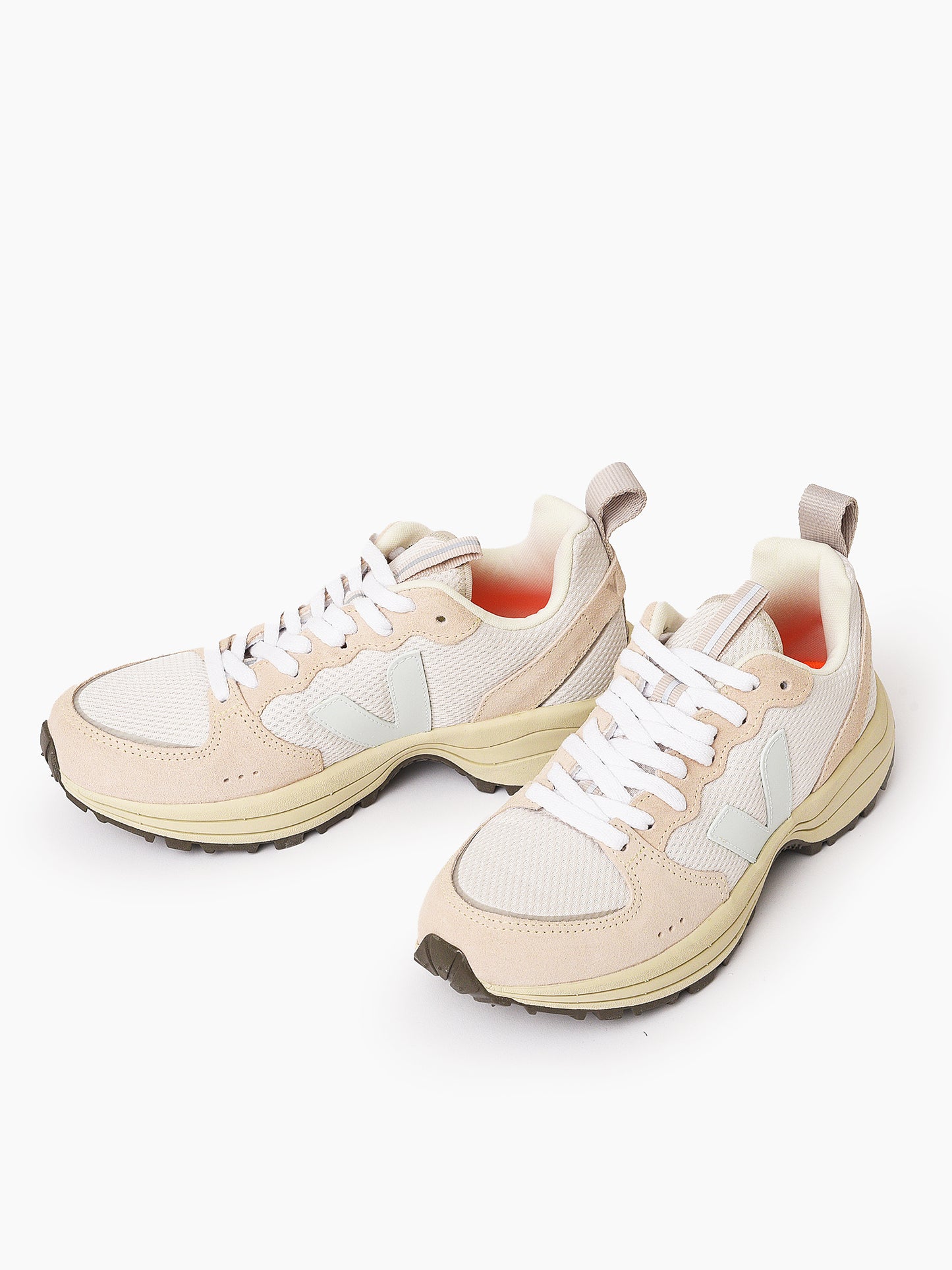 VT0102958xGRAVELMENTHOL-alt4