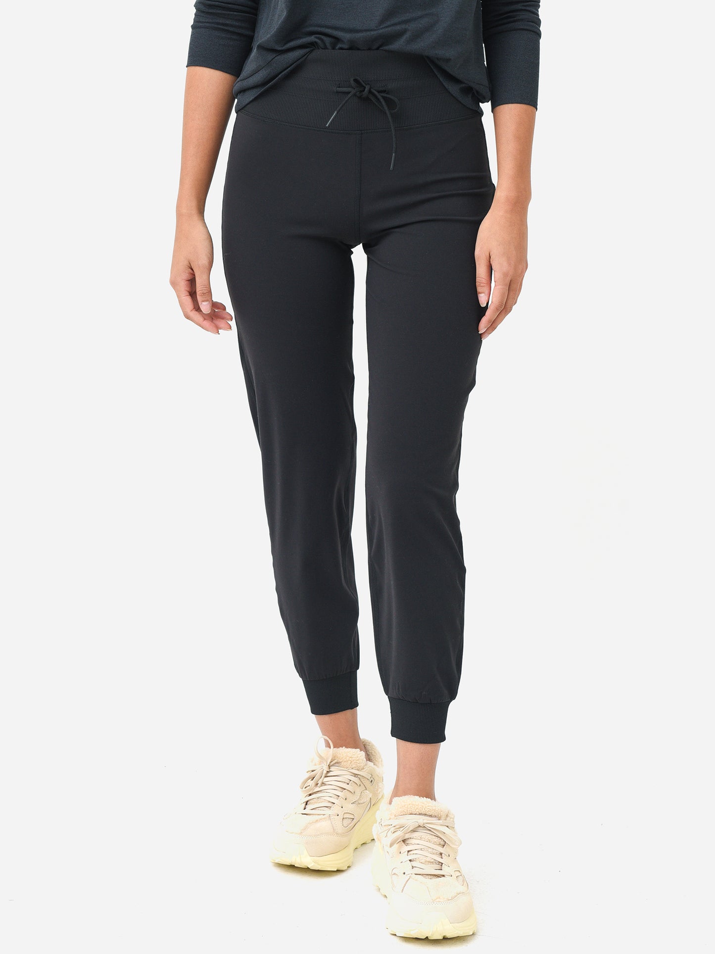Vuori Women's Daily Jogger - Saint Bernard