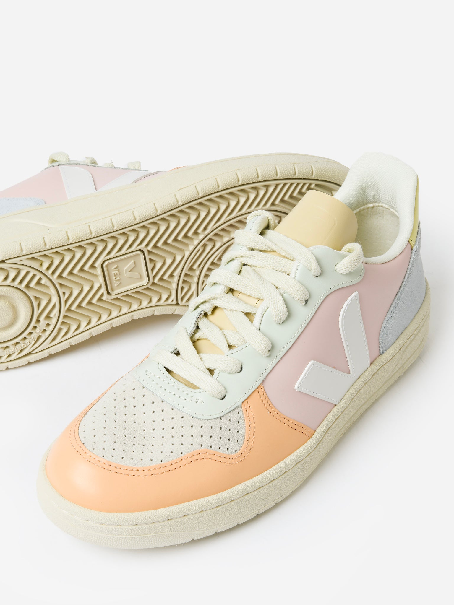 VEJA Women's V-10 Leather Sneaker - Saint Bernard