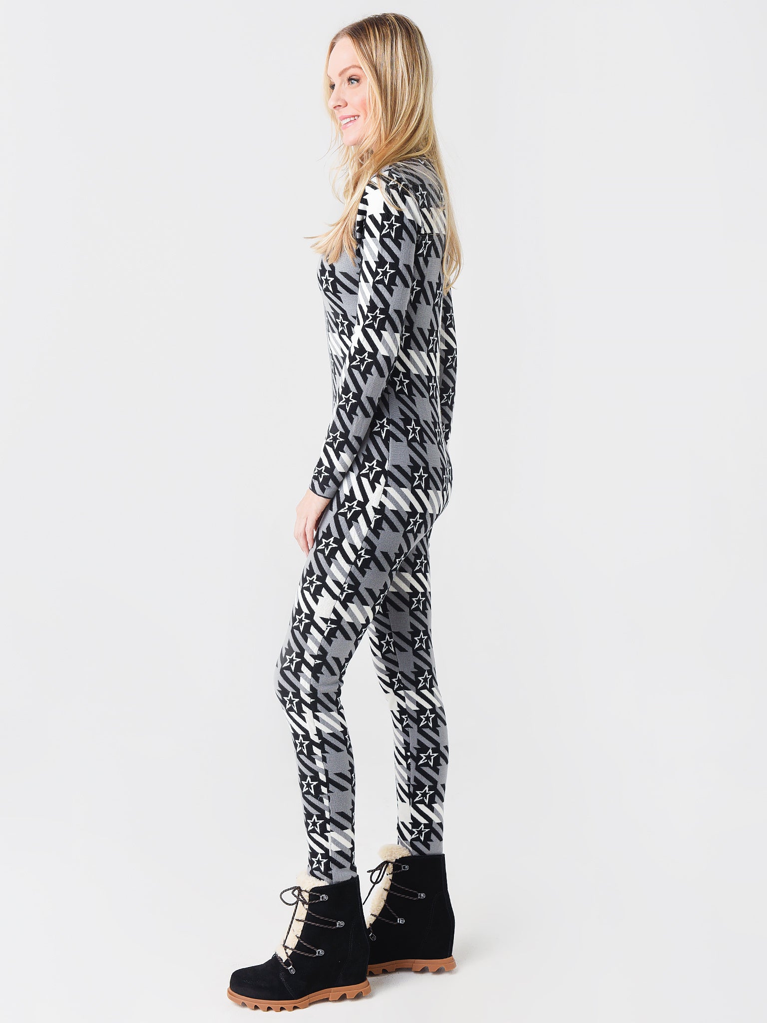 W30004231xSTARGINGHAMBLACK-alt1
