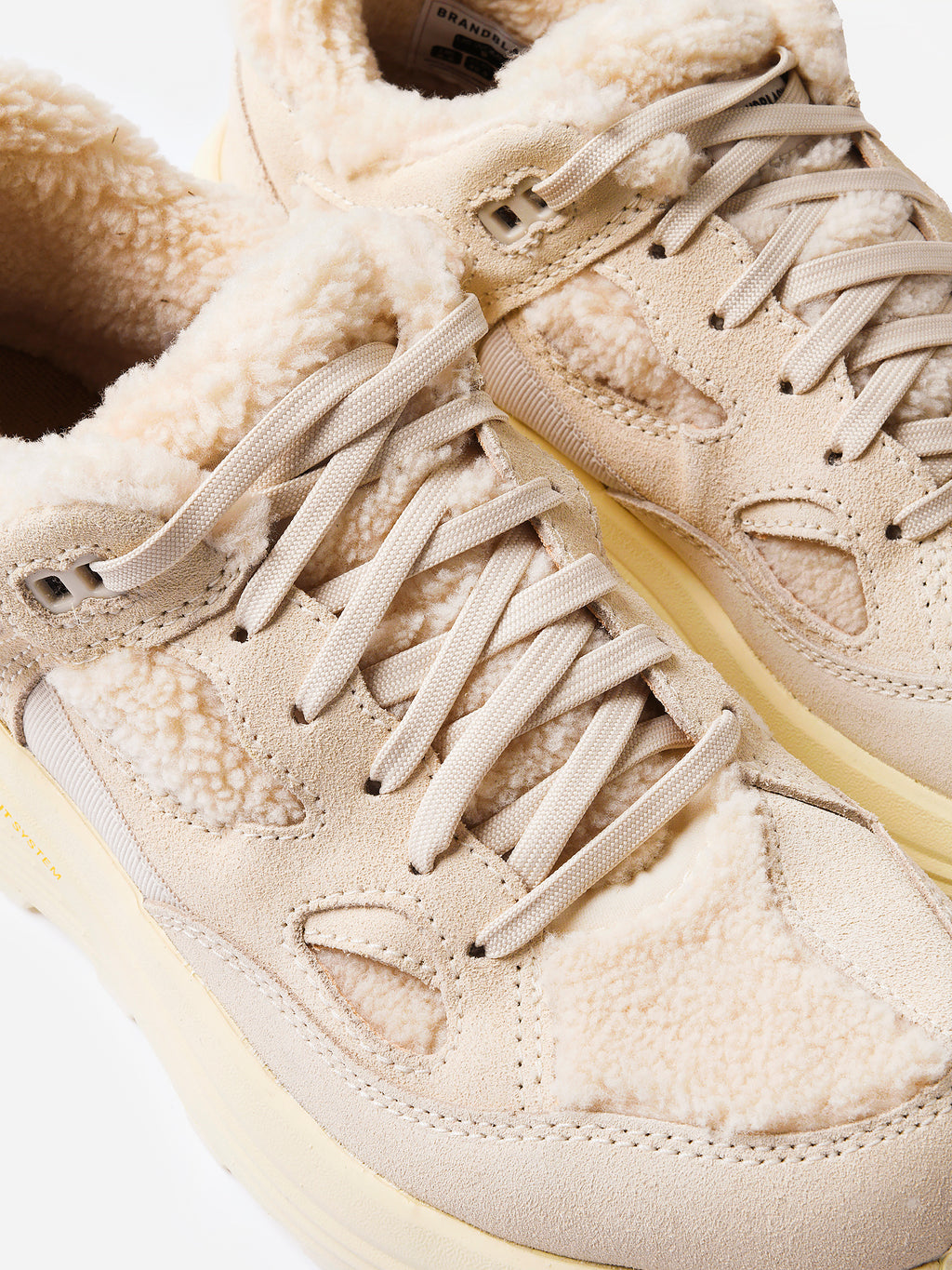 W425BBxWHITESHEARLING-alt3