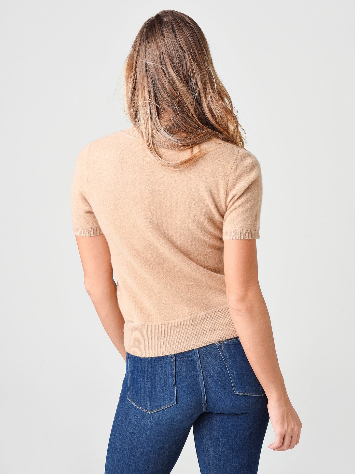 WC01151CMxCAMEL-alt2