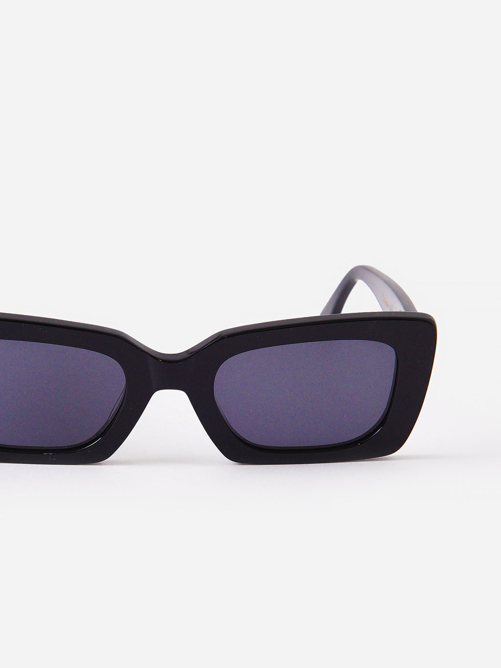 Illesteva Wilson Sunglasses - Saint Bernard