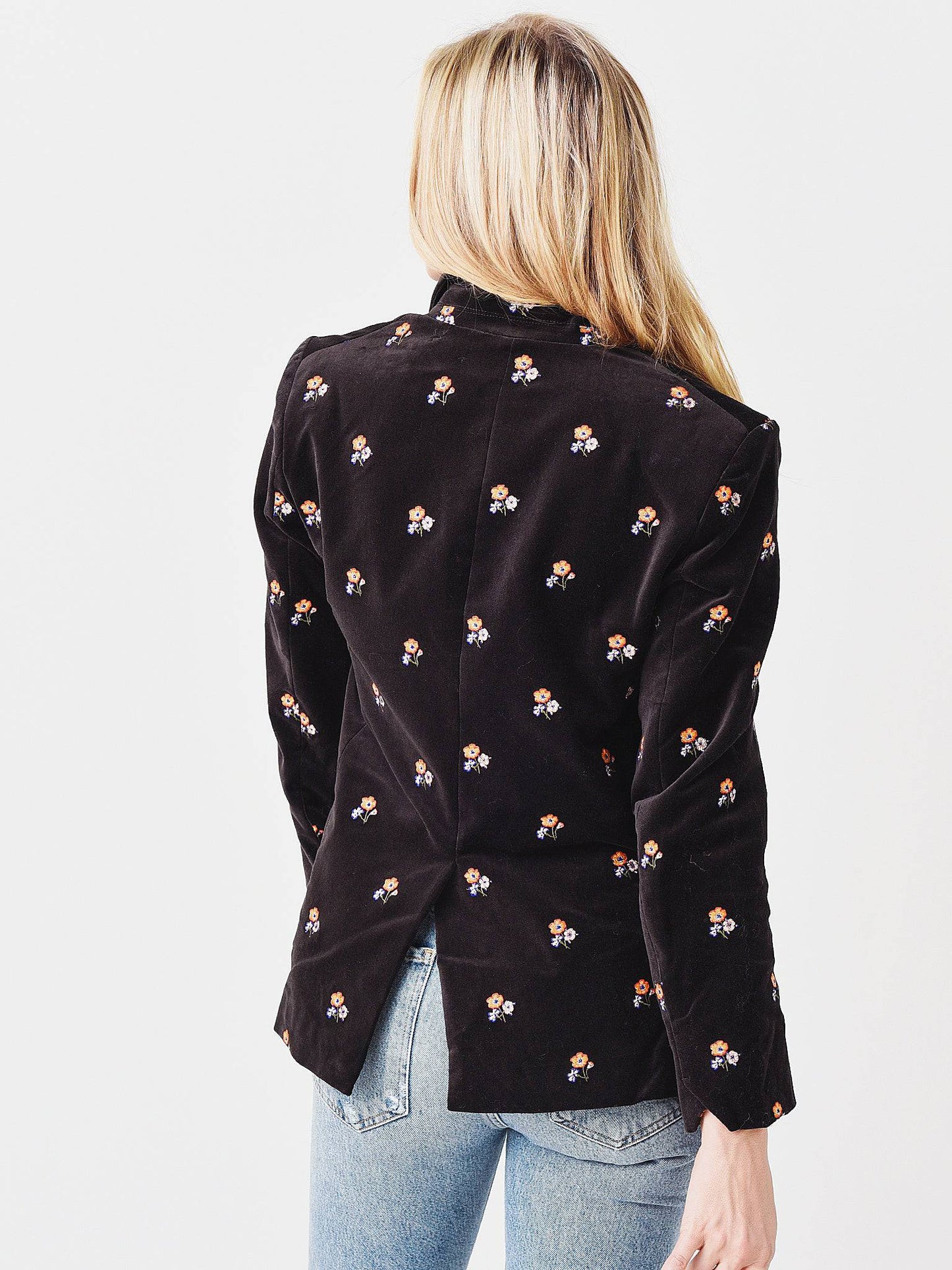 WKCP0201FxDARKCHOCOLATE-alt1