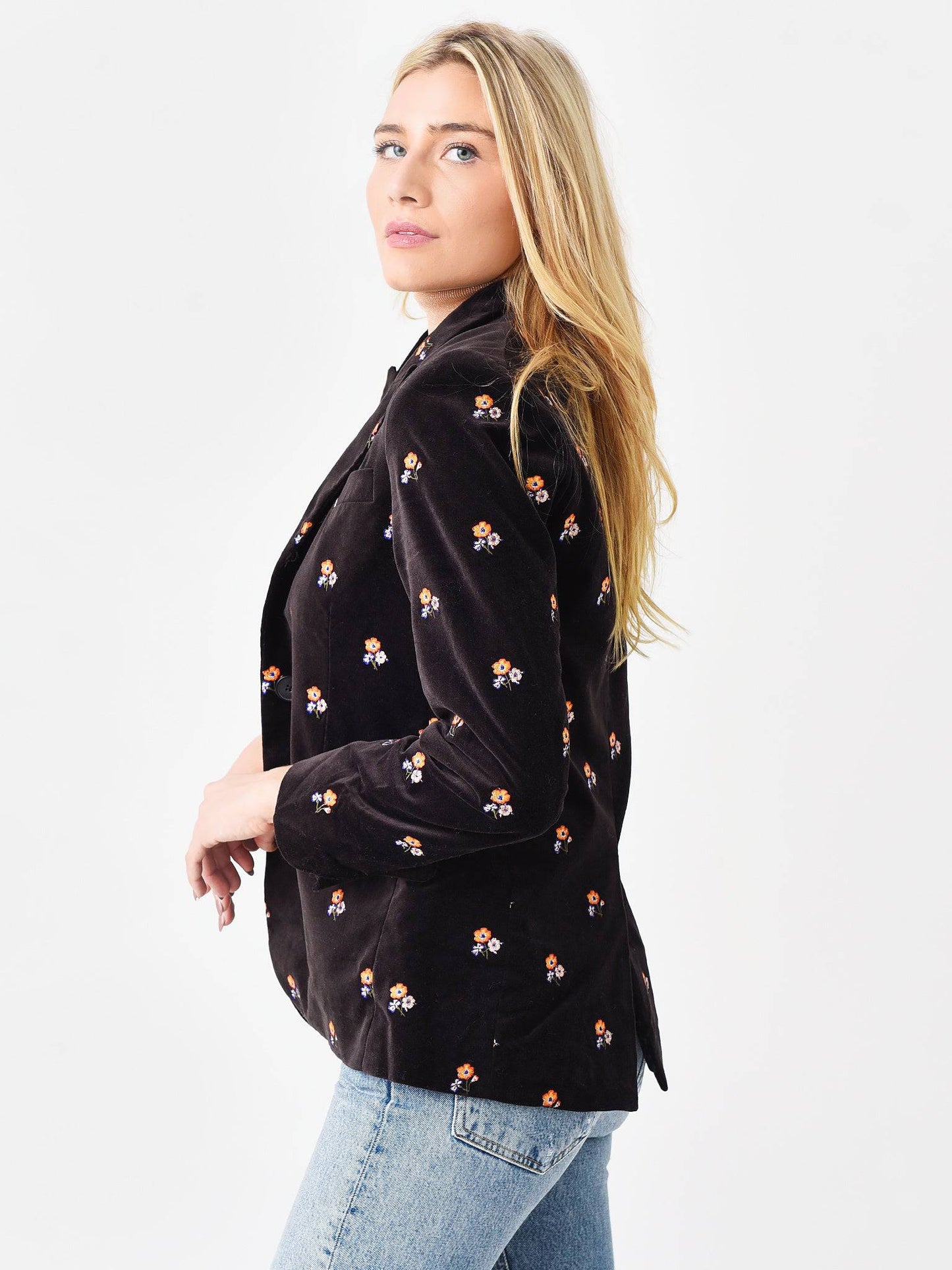 WKCP0201FxDARKCHOCOLATE-alt2