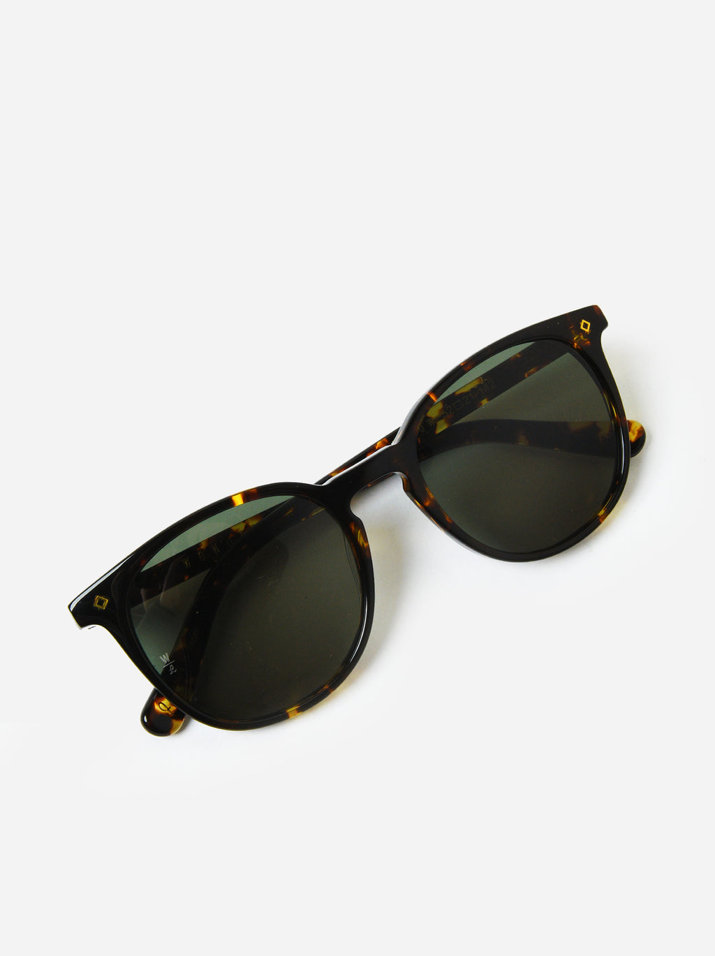 Wonderland Sun Barstow Sunglasses - Saint Bernard