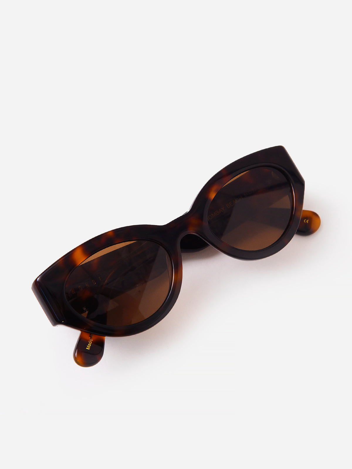 Wonderland Sun Bombay Beach Sunglasses – Saint Bernard display picture 2