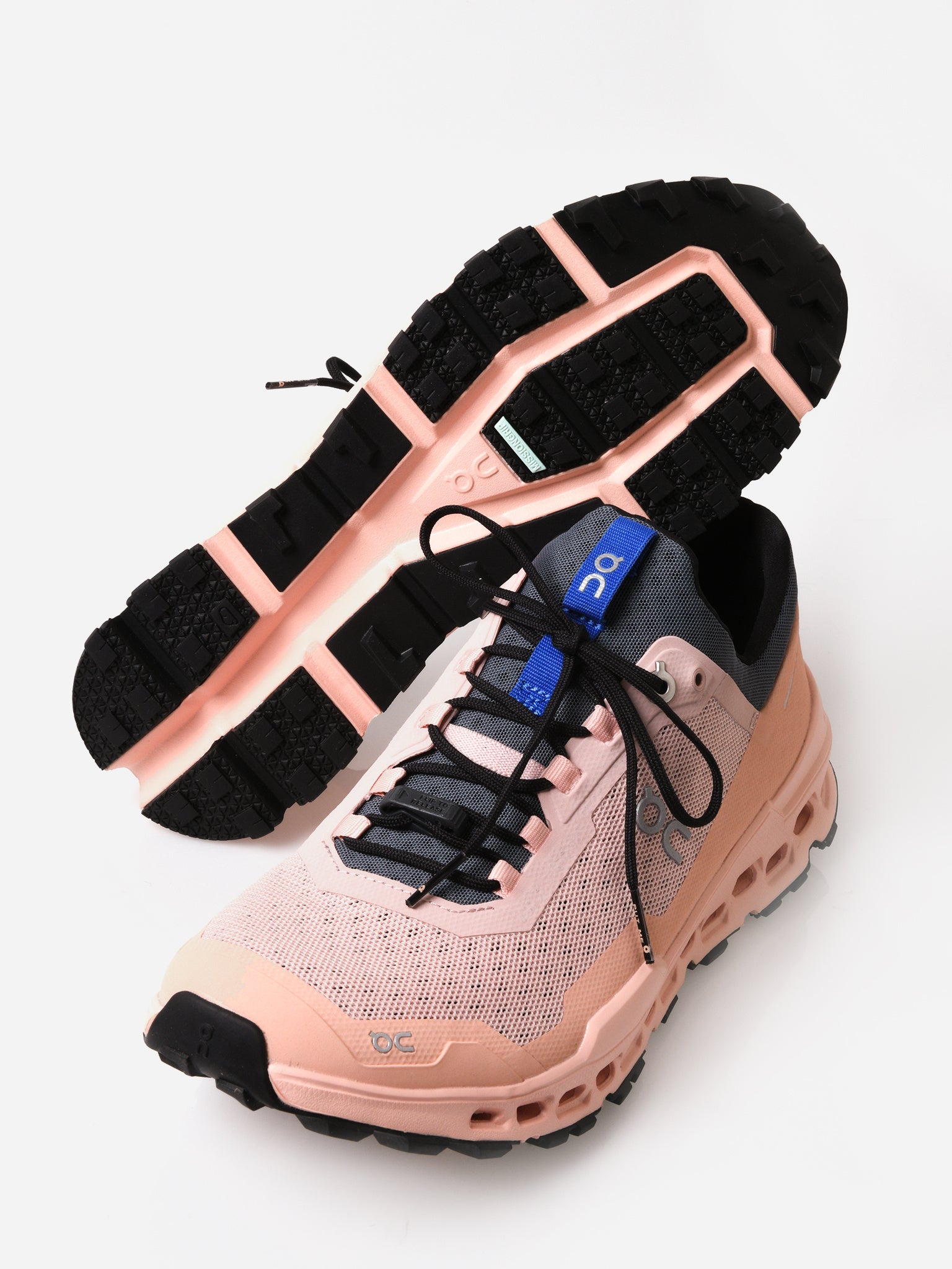 ON Women's Cloudultra Trail Running Shoe