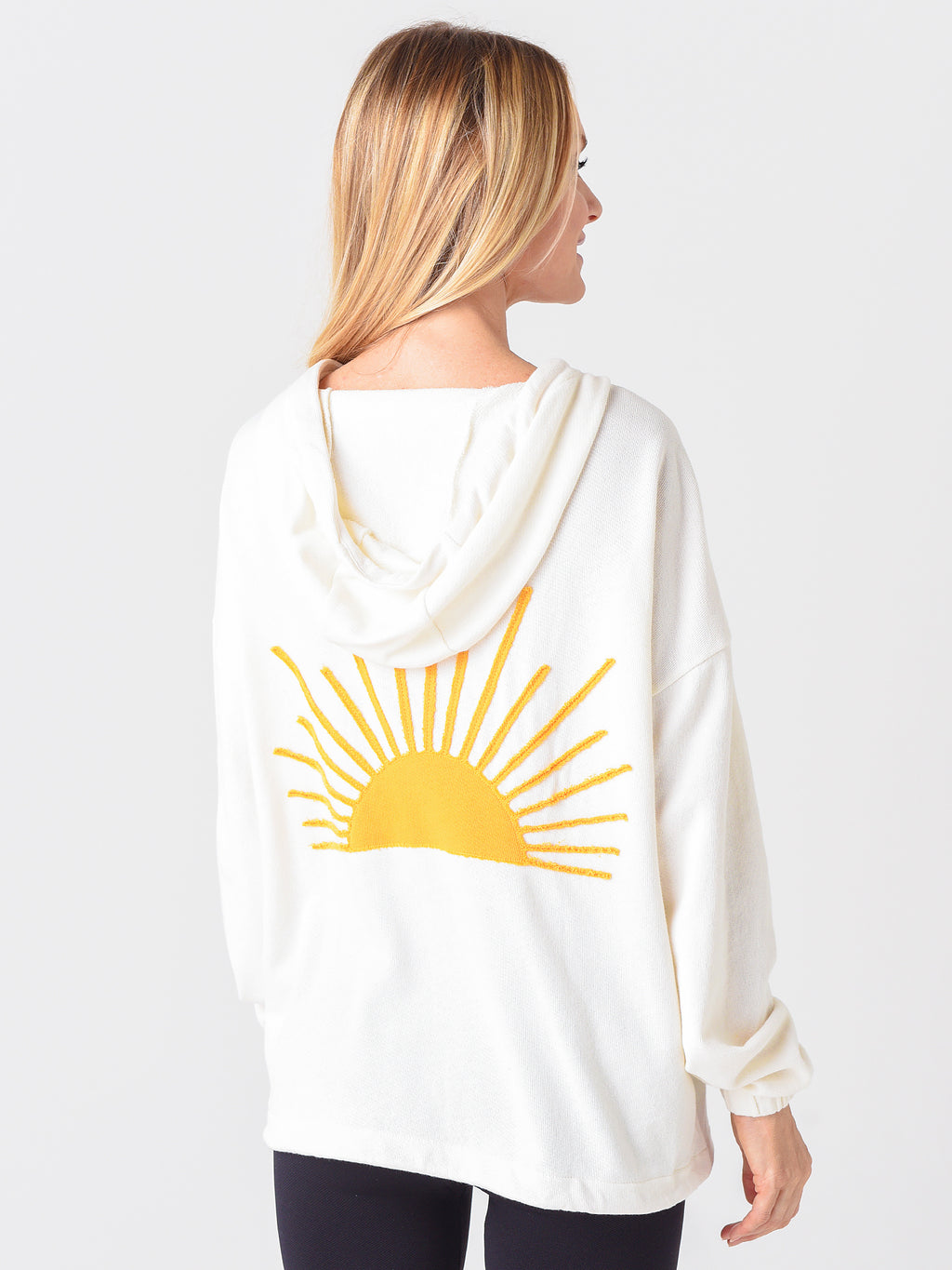 WOU2101xMORNINGRAYS-alt3