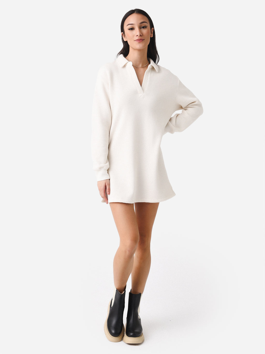 ZD231313xADOBEWHITE-alt1