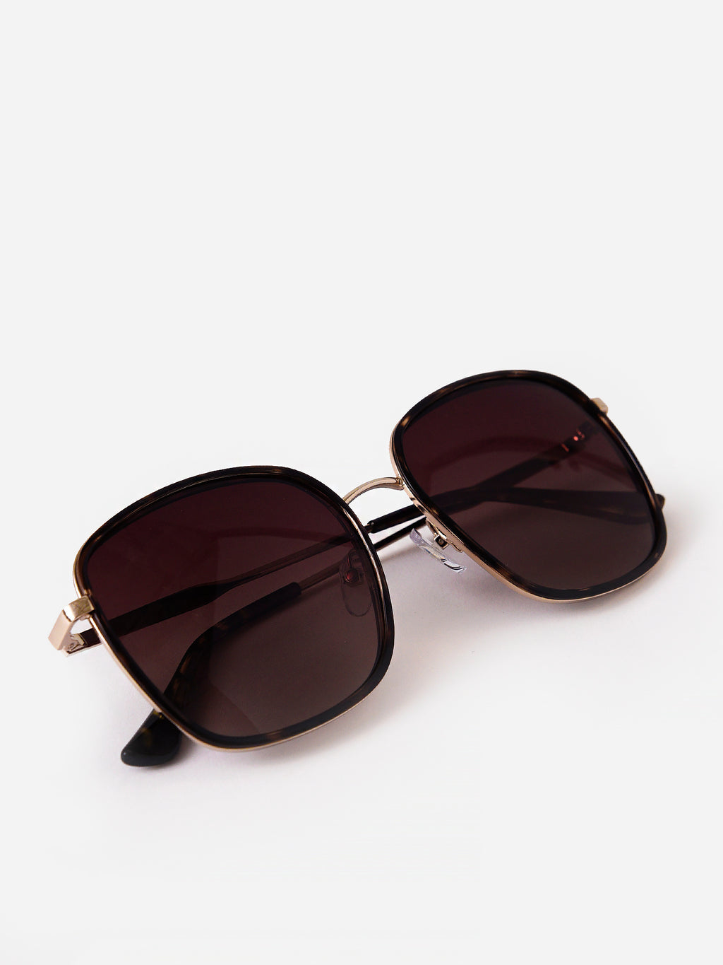 Z Supply Escape Sunglasses - Saint Bernard