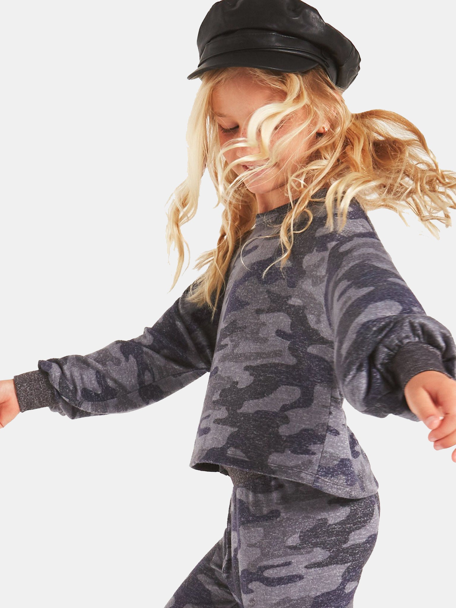 Z Supply Girls' Mayori Camo Marled Top - Saint Bernard