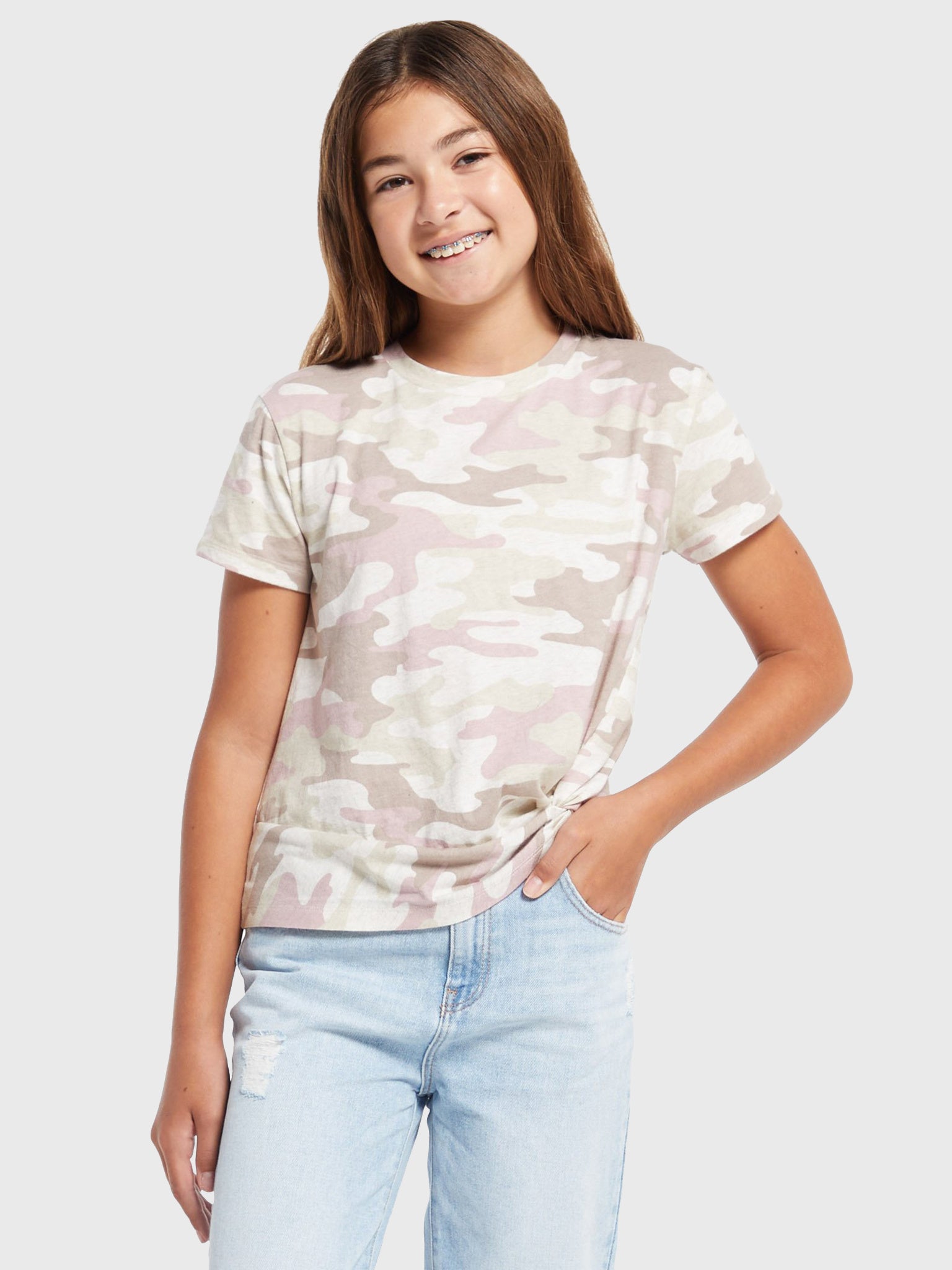 Z Supply Girls’ Teagan Camo Crew Shirt - Saint Bernard