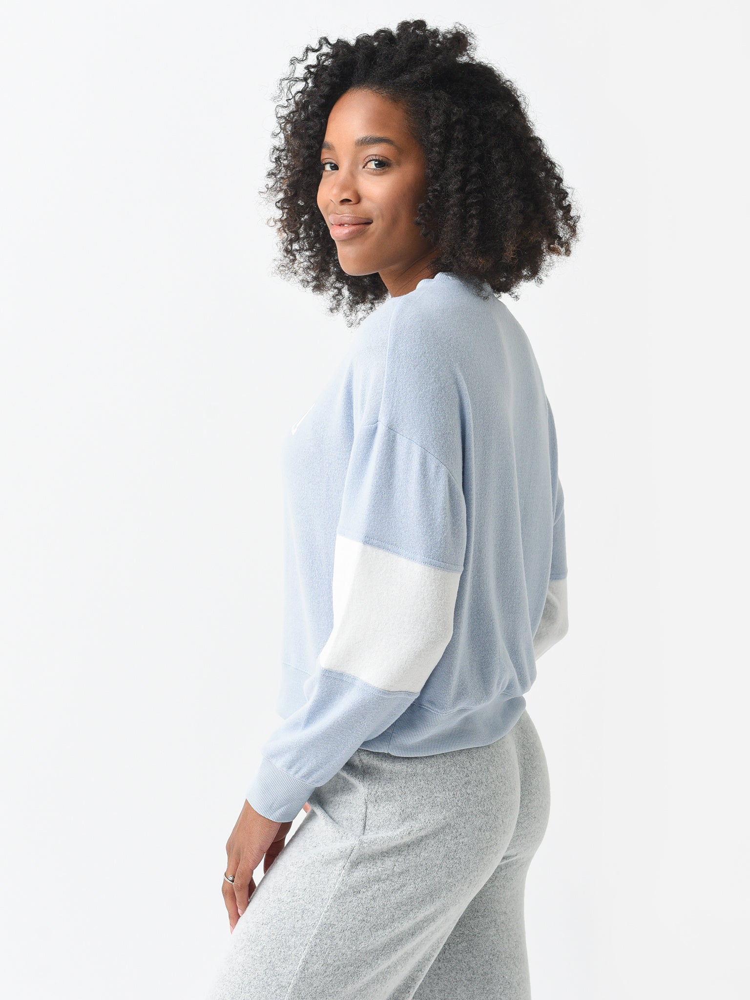 ZLT224657xCLOUDYBLUE-alt3